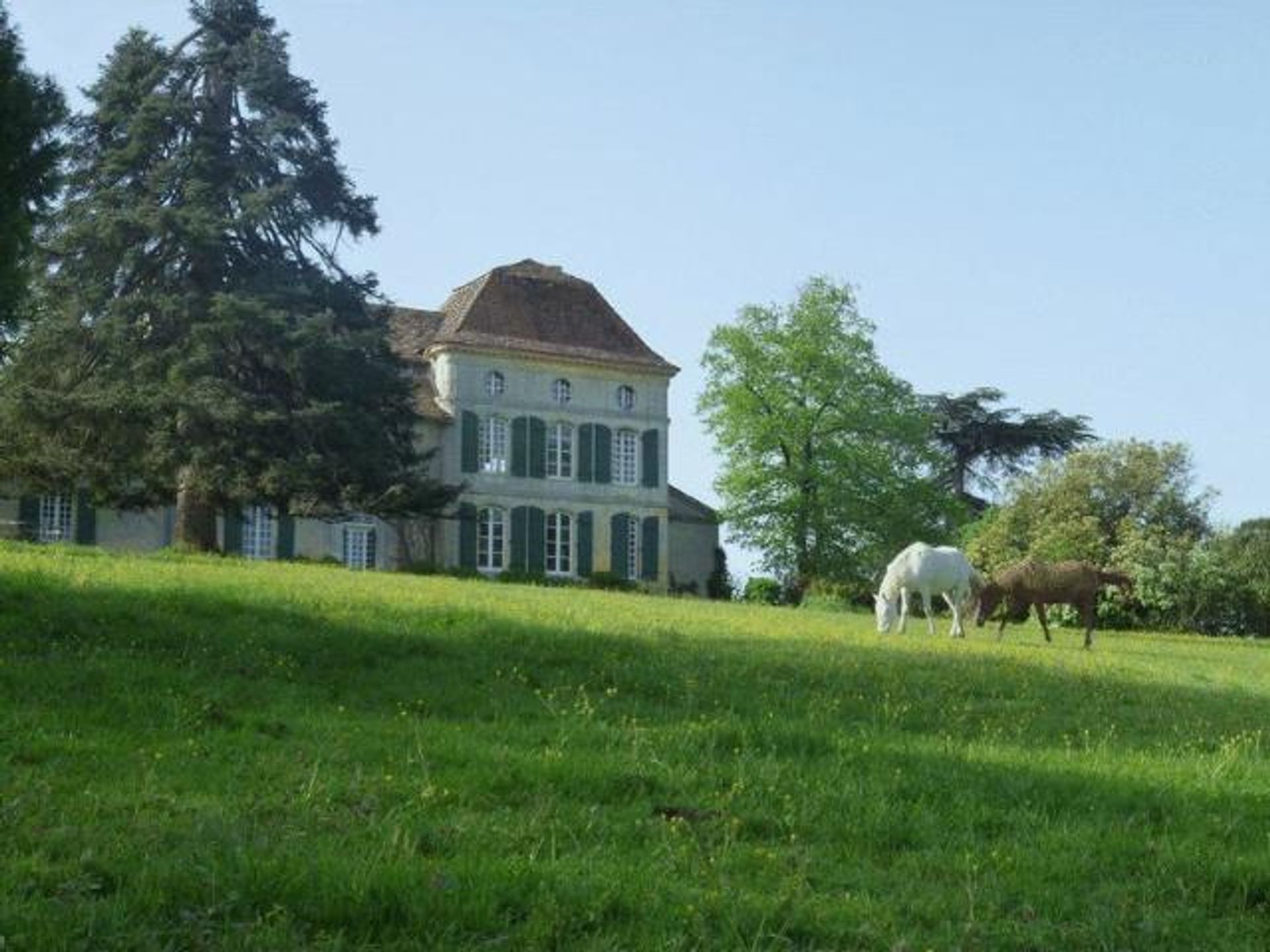 casa en Saint-Germain-et-Mons, Nueva Aquitania 10724565