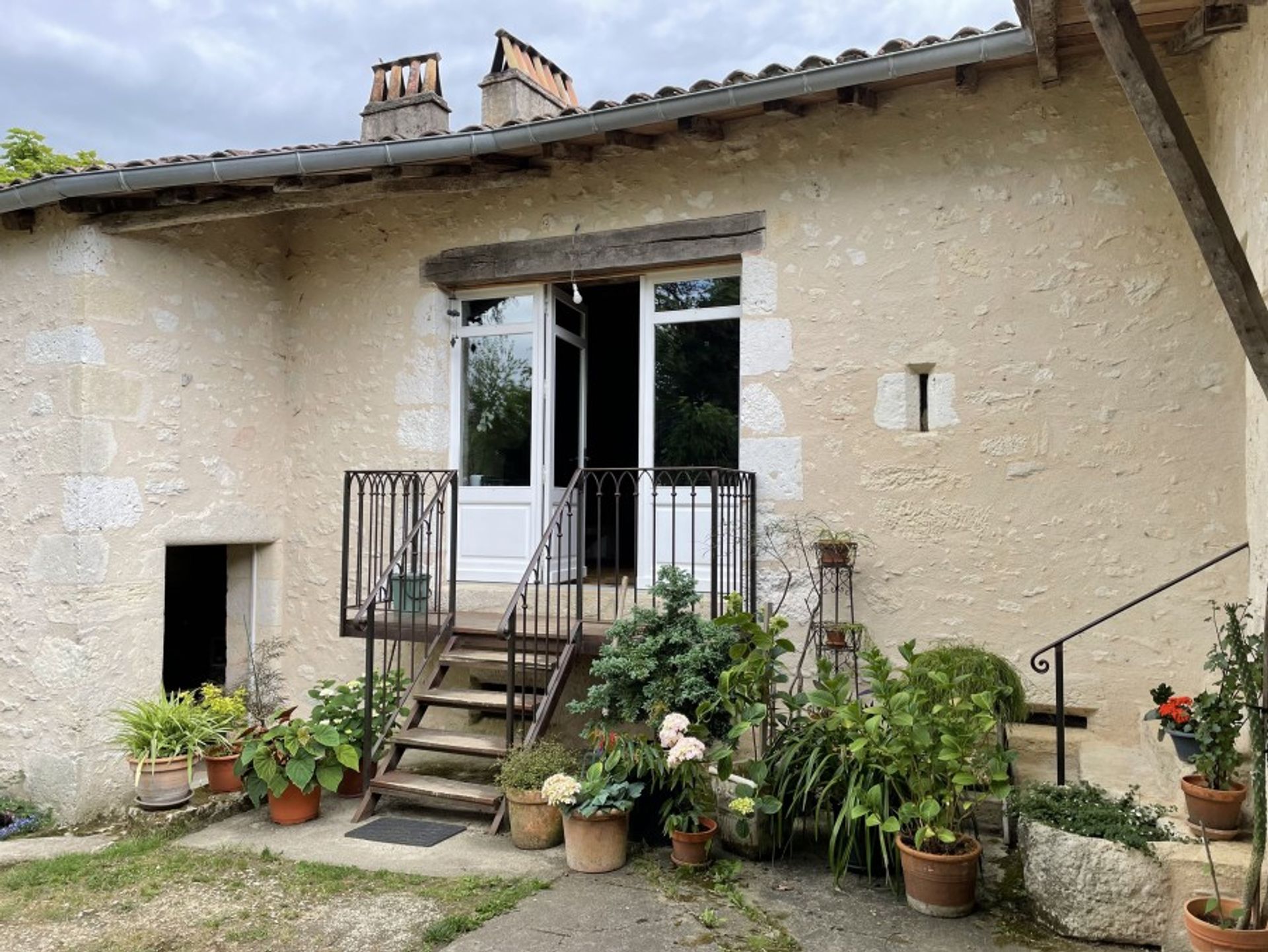 Hus i Montcaret, Nouvelle-Aquitaine 10724579