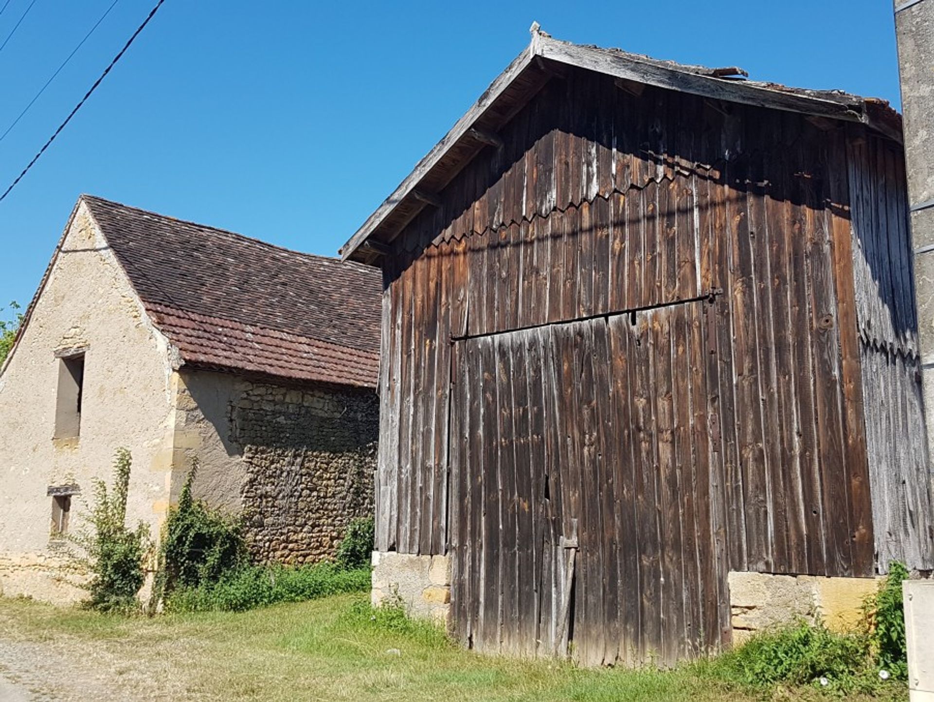 rumah dalam Lalinde, Nouvelle-Aquitaine 10724660