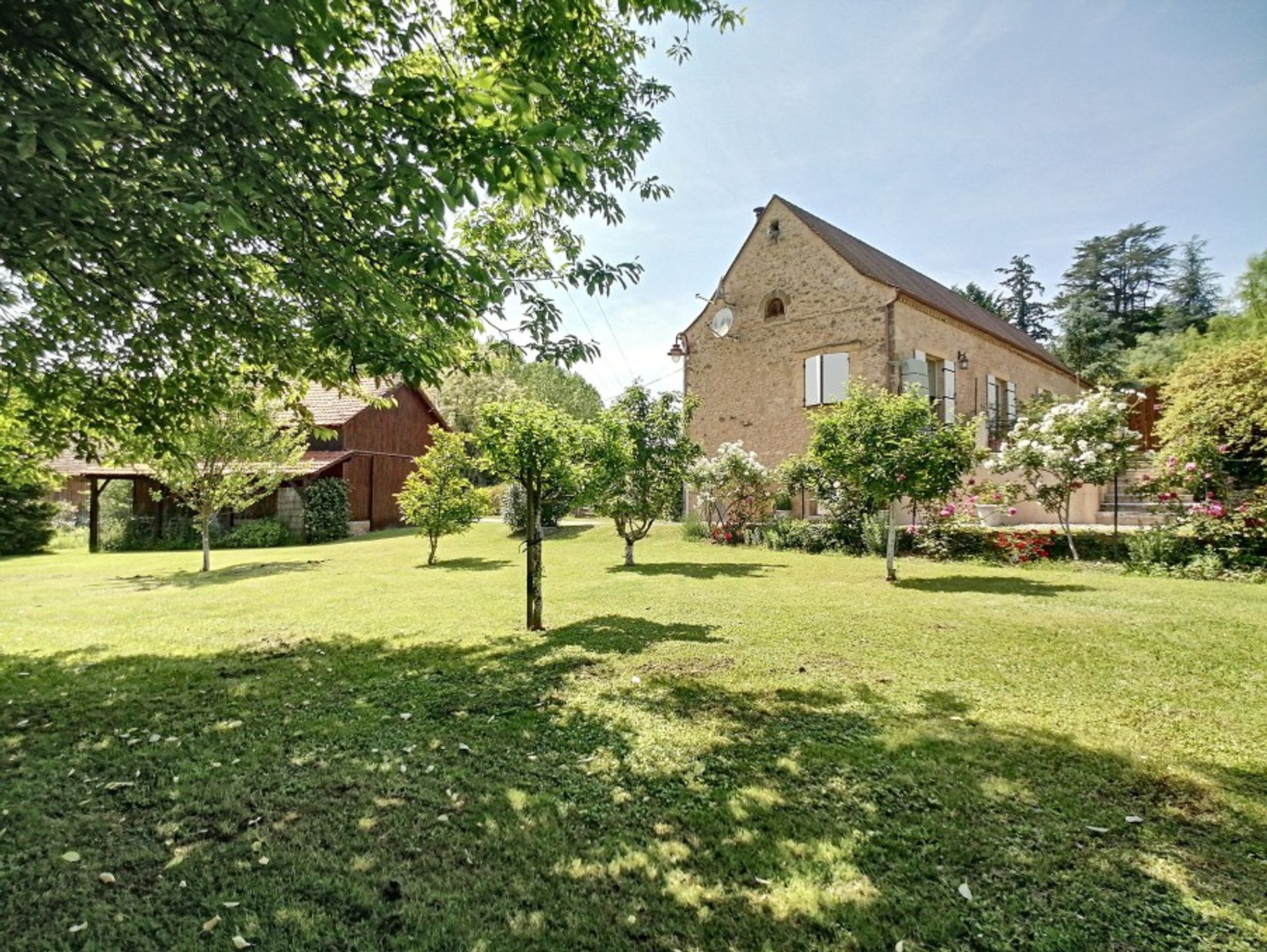 casa no Coux-et-Bigaroque-Mouzens, Nouvelle-Aquitaine 10724816