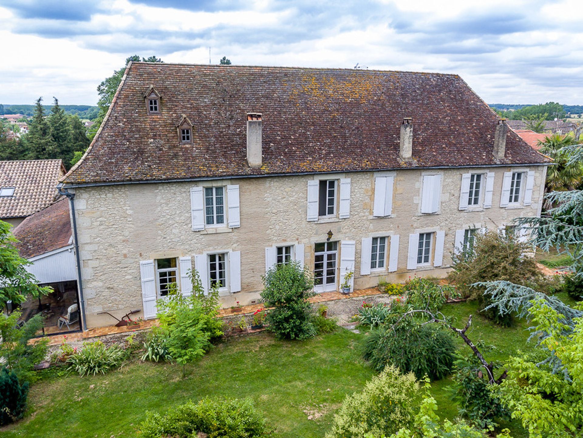 Hus i Villeréal, Nouvelle-Aquitaine 10724933