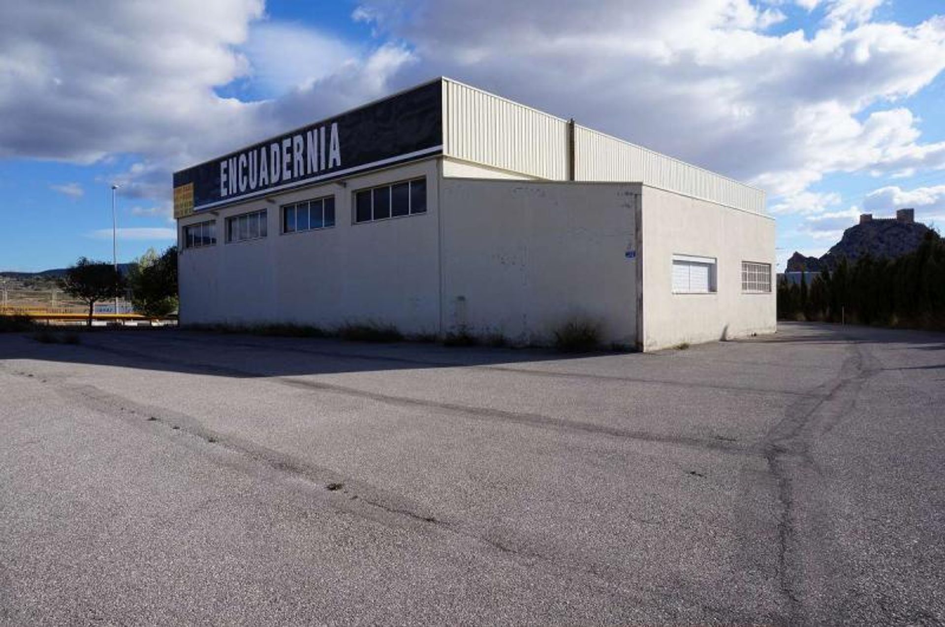 Industriale nel Camara, Valenza 10724951