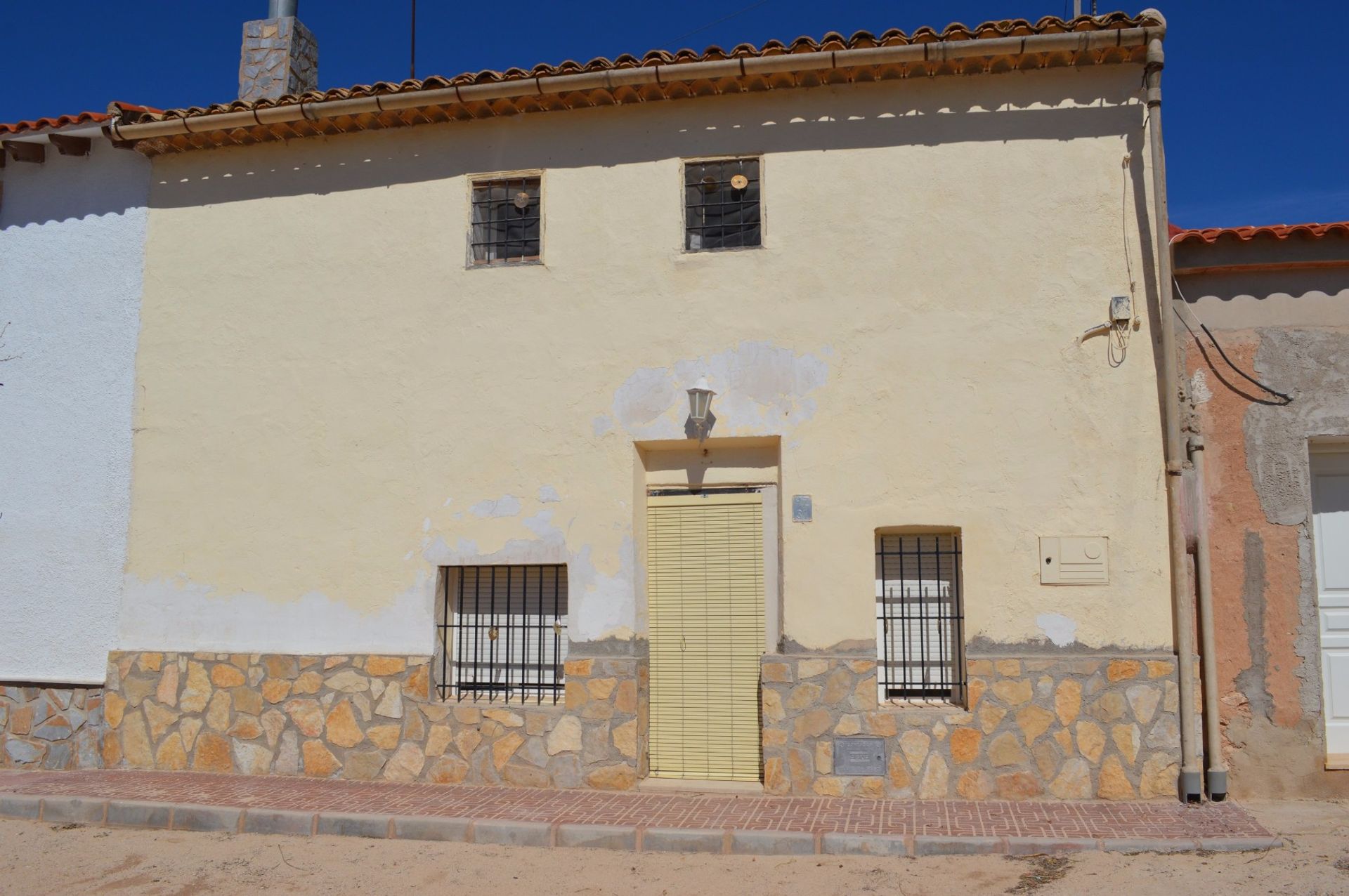 House in Pinoso, Valencia 10725042