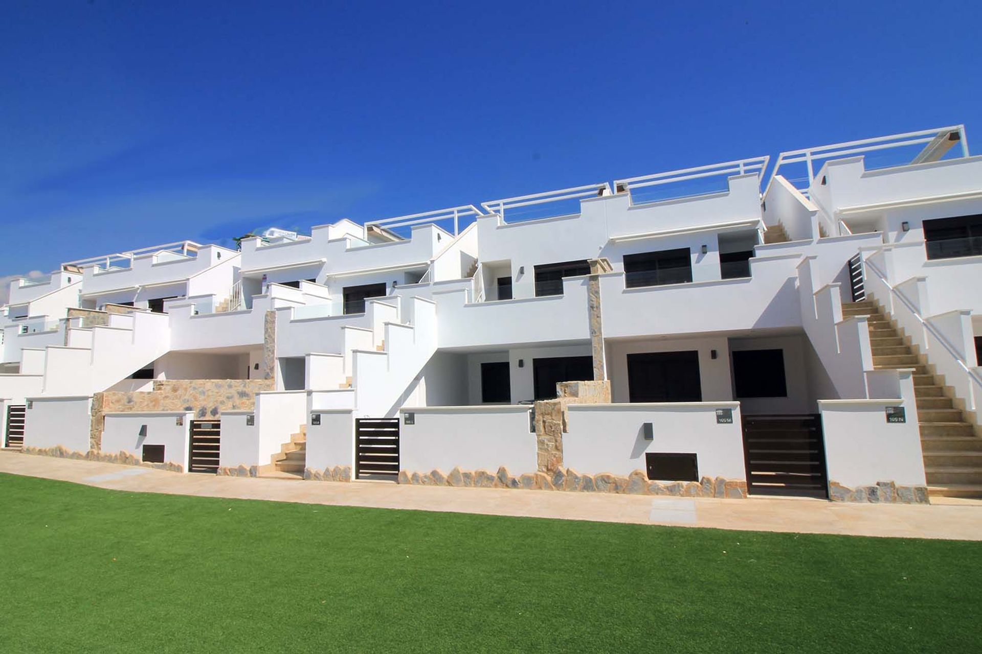 Condominio en Torre de la Horadada, Comunidad Valenciana 10725187