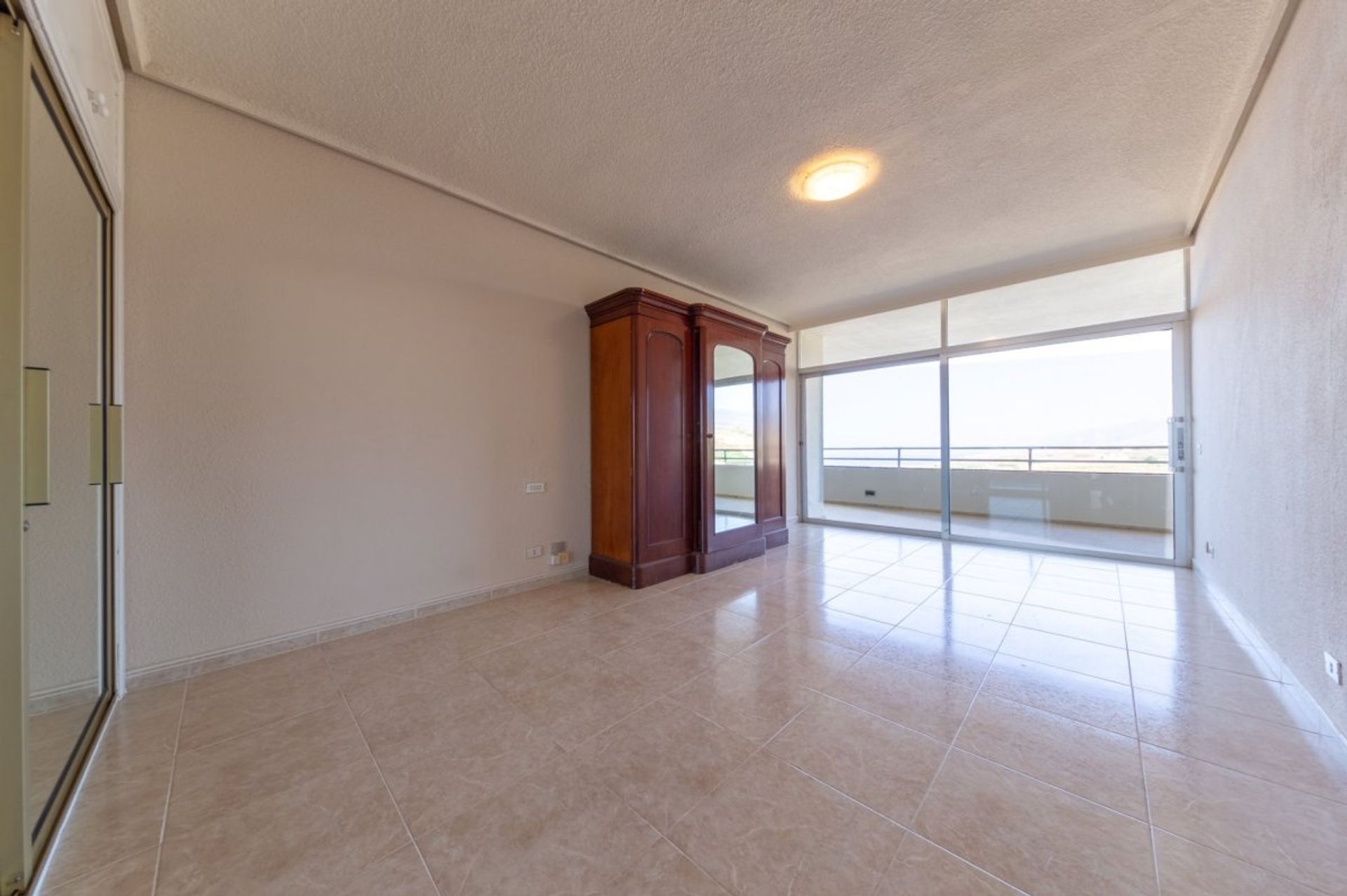 Condominium in Adeje, Canarias 10725760