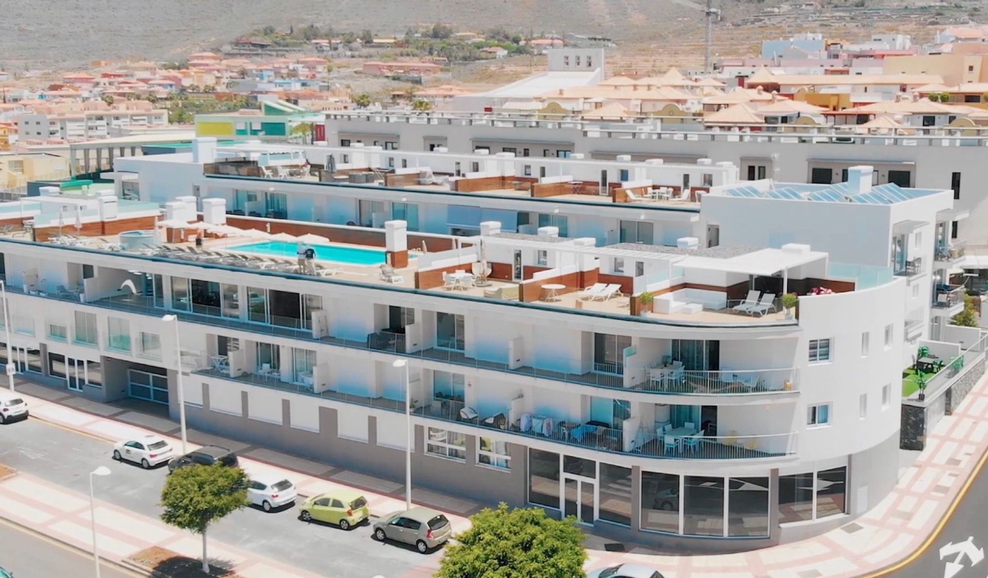 Condominium in Adeje, Canarias 10726028