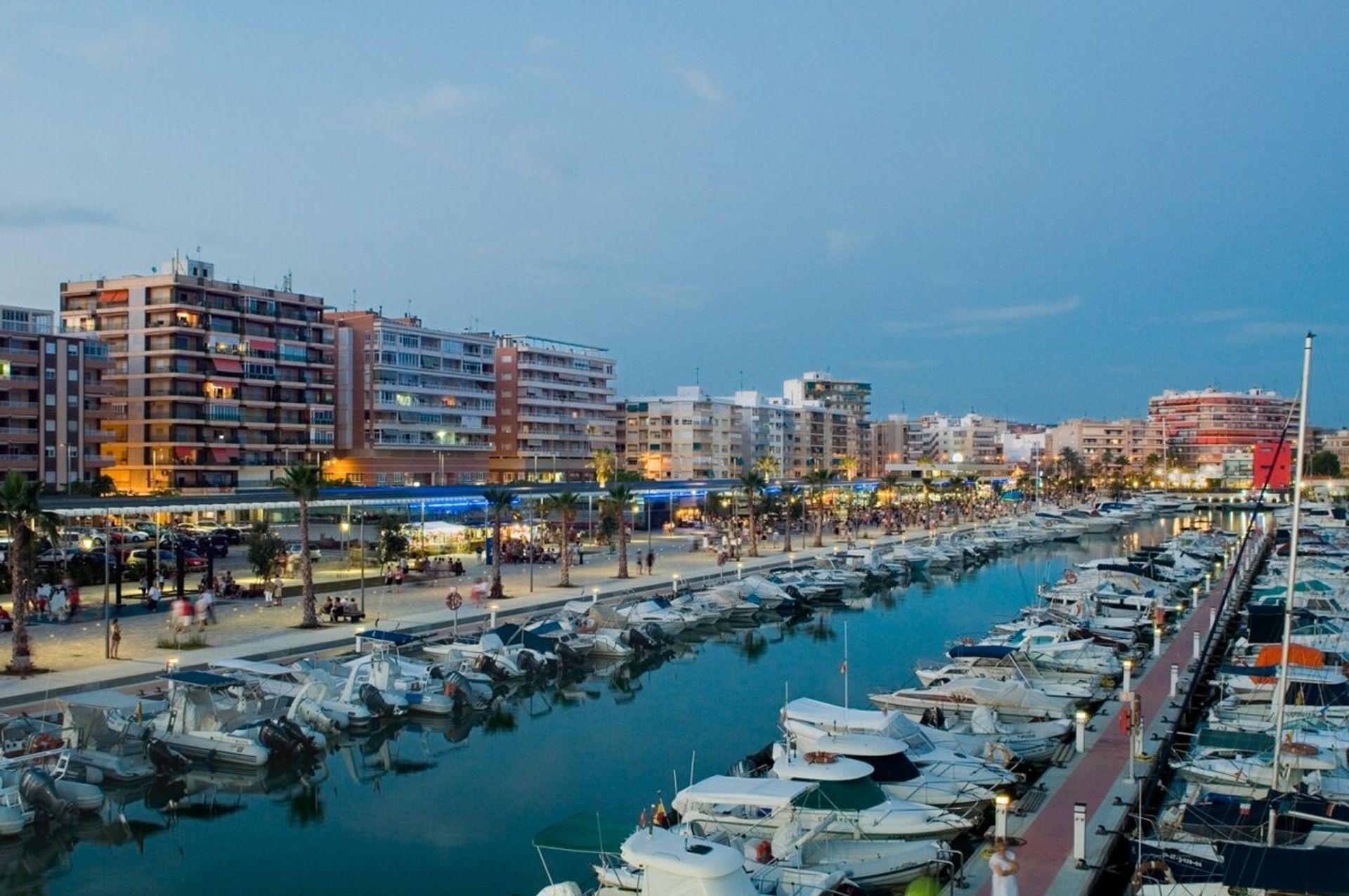 Condominium in Santa Pola, Comunidad Valenciana 10726483