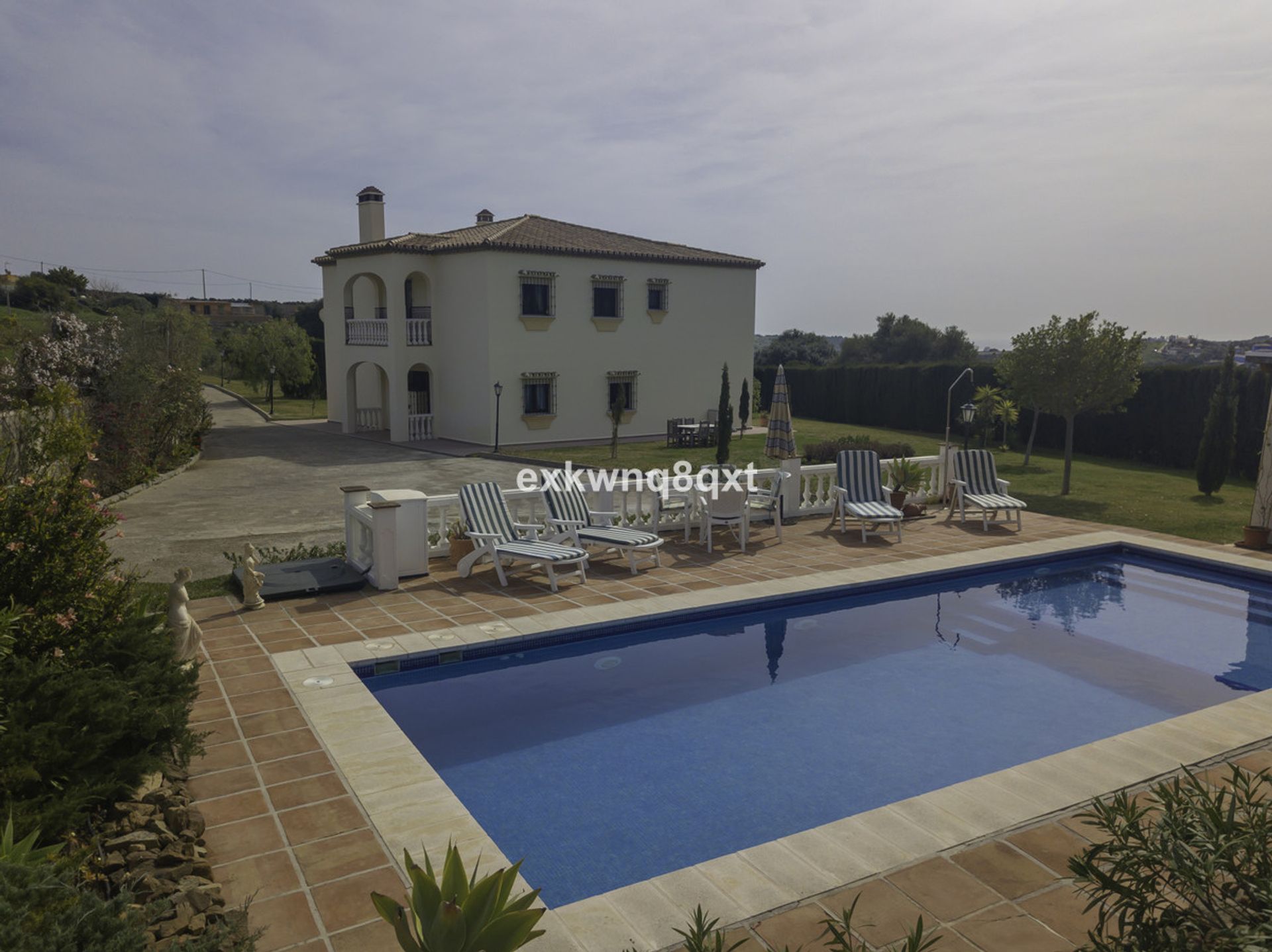 casa en Estepona, Andalucía 10726584