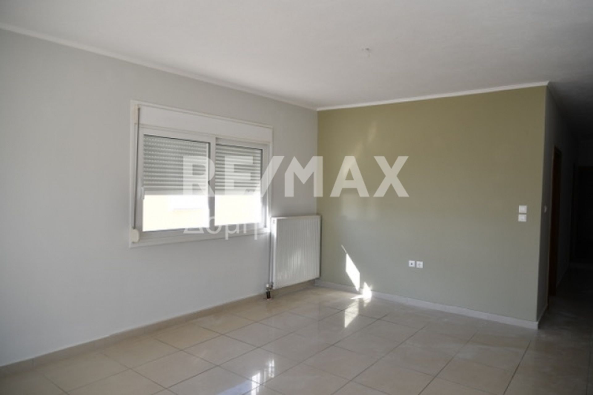 Condominio en Chrisi Akti Panagias,  10726691