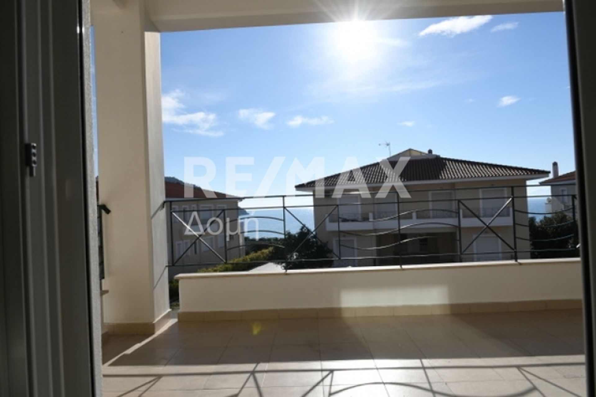 Condominio en Chrisi Akti Panagias,  10726691