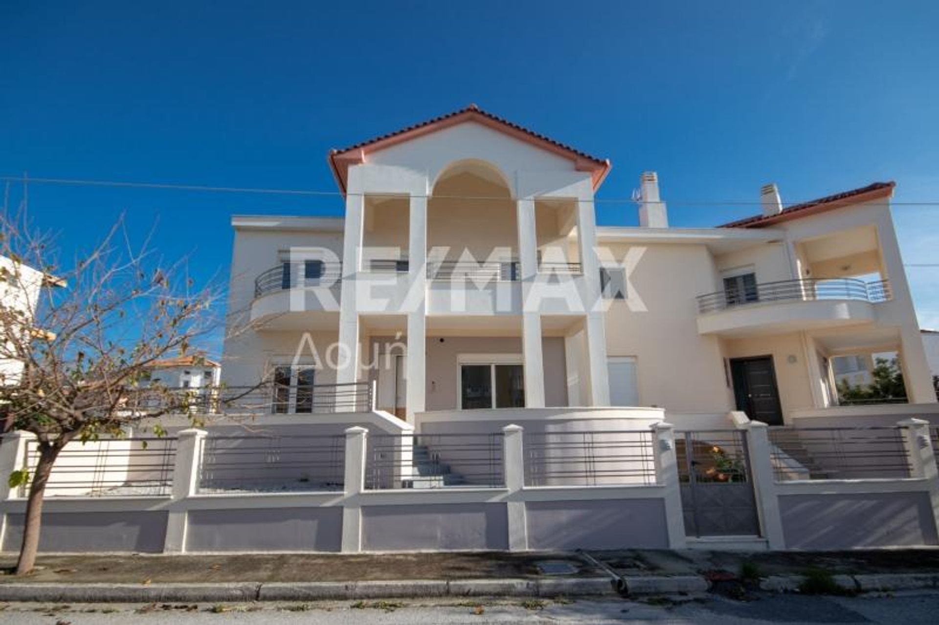 عمارات في Volos, ثيساليا 10726801