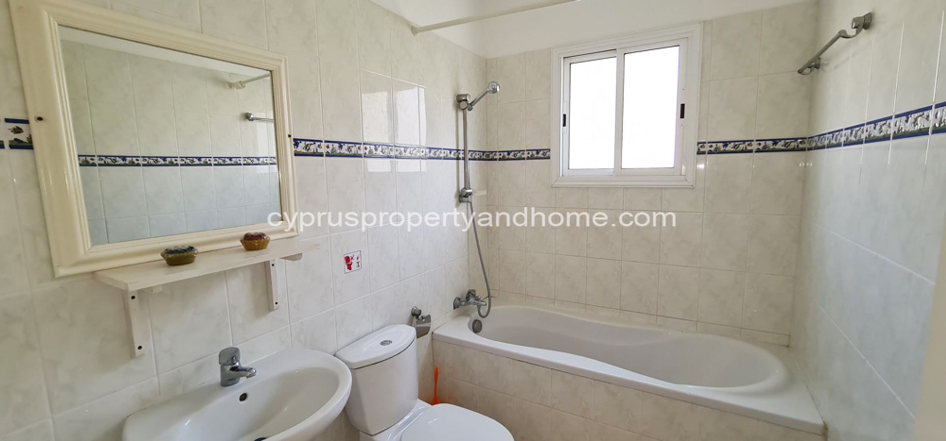 Condominium in Peyia, Paphos 10727668