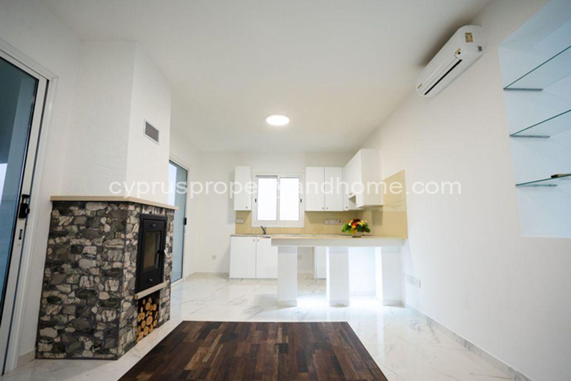 Condominio en Kissonerga, Pafos 10727673