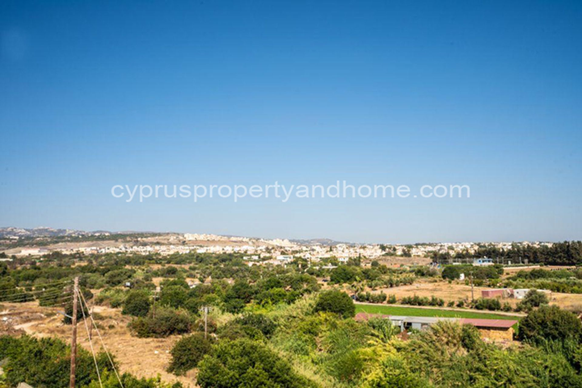 Condominium in Kissonerga, Paphos 10727673