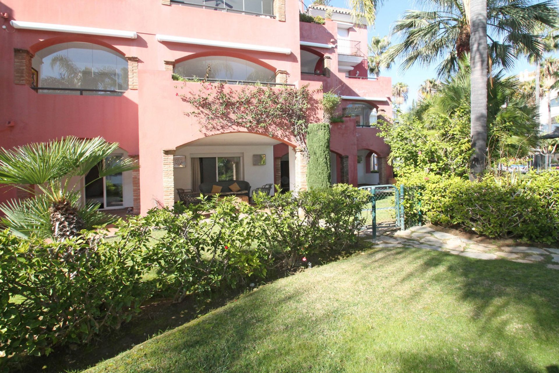 Condominium dans Marbella, Andalucía 10727989