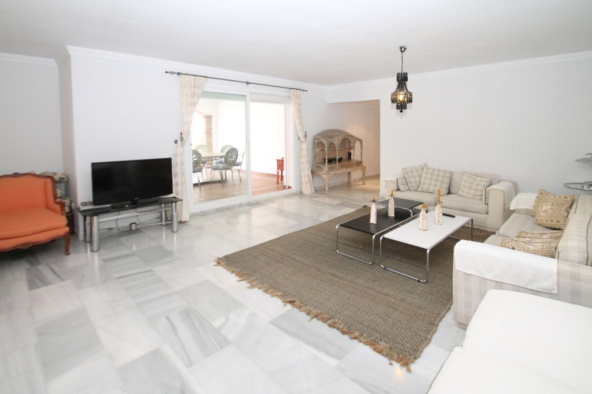 Condominium dans Marbella, Andalucía 10727989