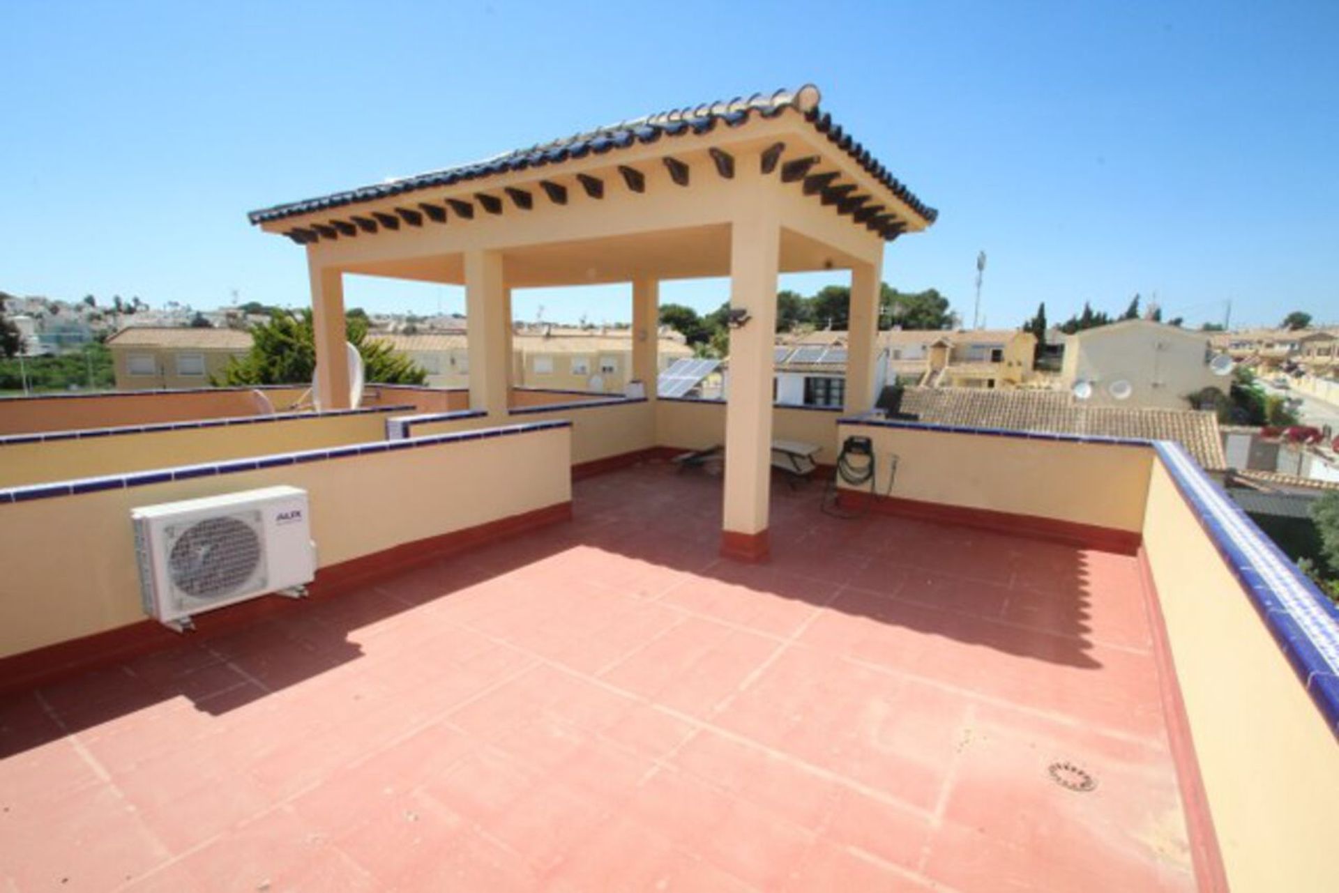 rumah dalam Orihuela, Comunidad Valenciana 10728273