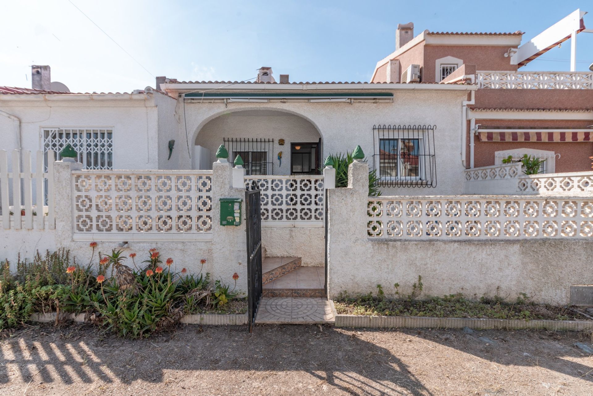 Haus im La Marina, Valencia 10728599