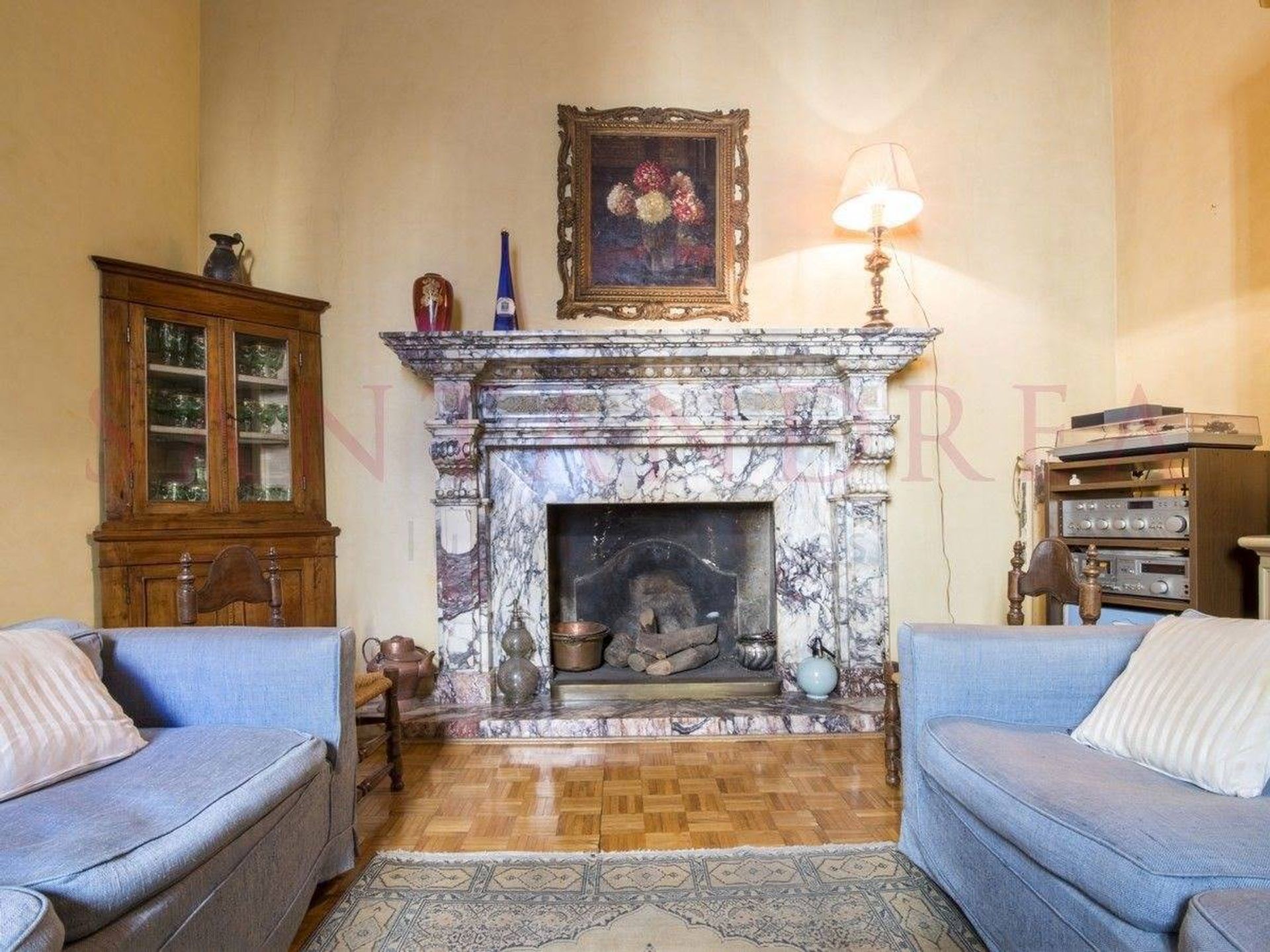 Casa nel Florence, Tuscany 10728655