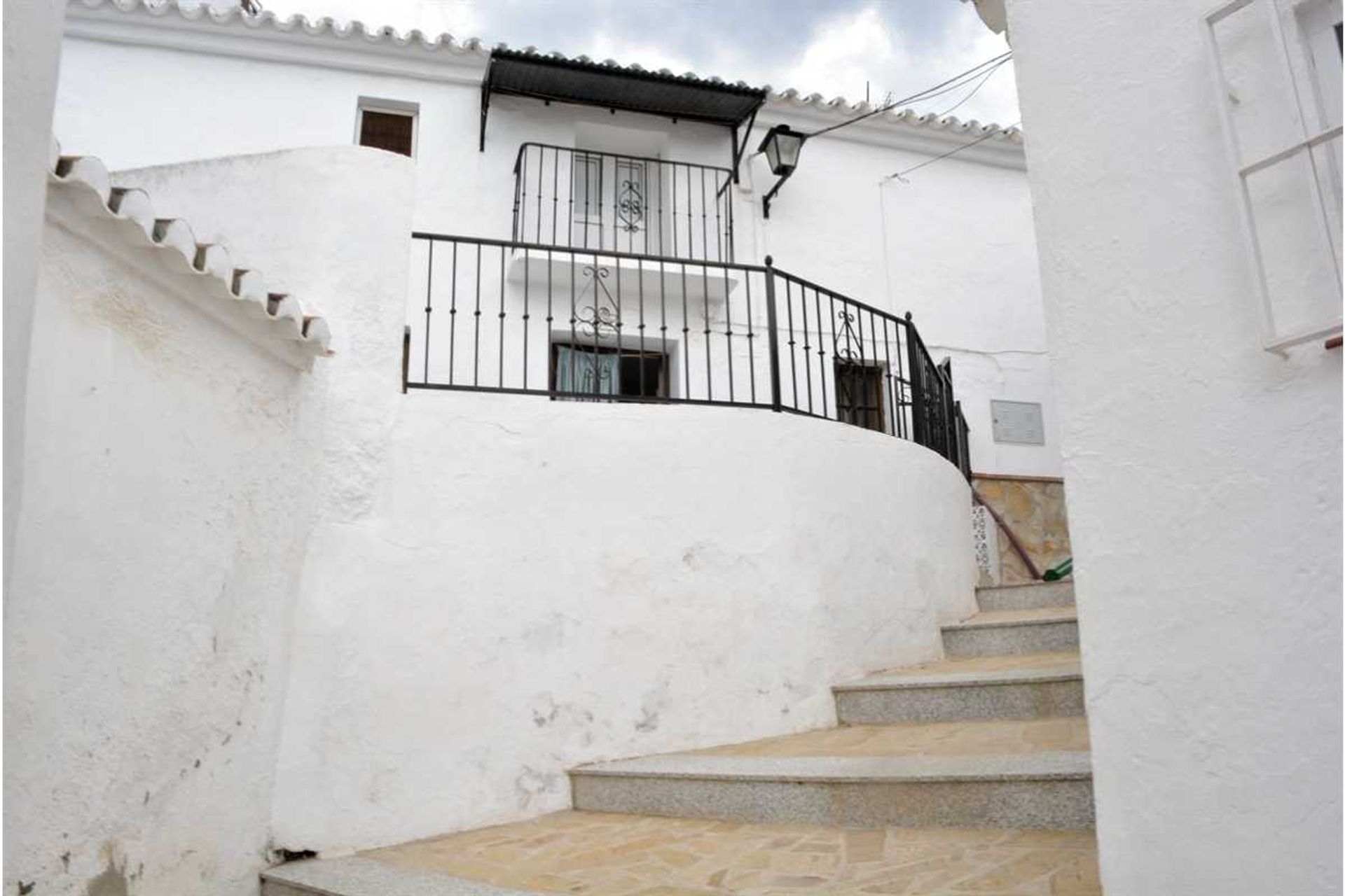 rumah dalam Alcaucín, Andalucía 10729306