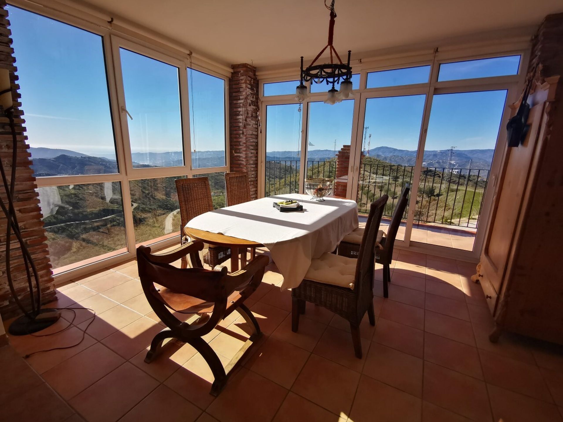 House in Canillas de Aceituno, Andalucía 10729819