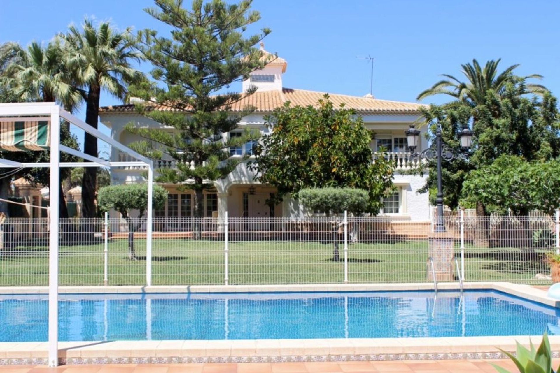 House in Campoamor, Valencia 10729963