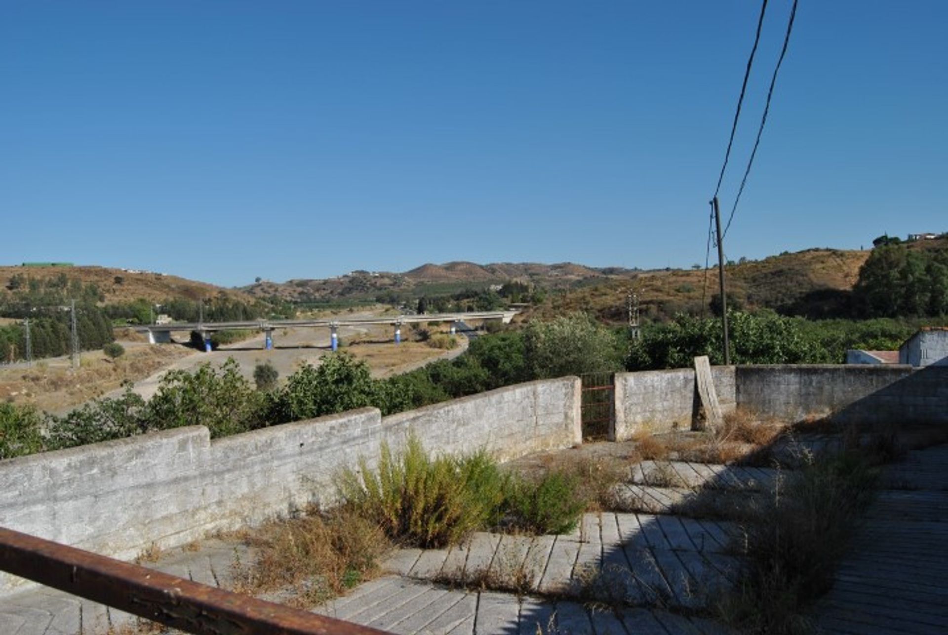 土地 在 Las Lagunas de Mijas, Andalucía 10730058