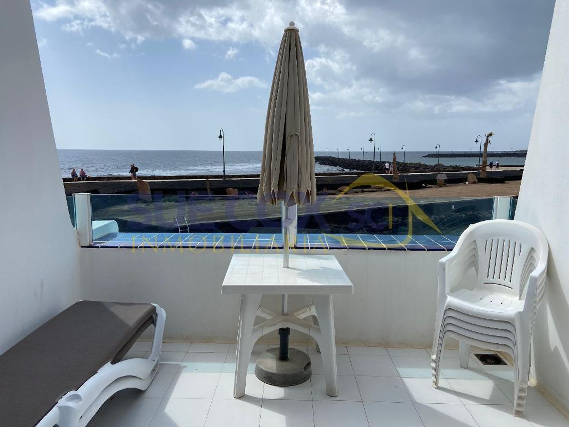 Condominium dans Arrecife, les îles Canaries 10730134