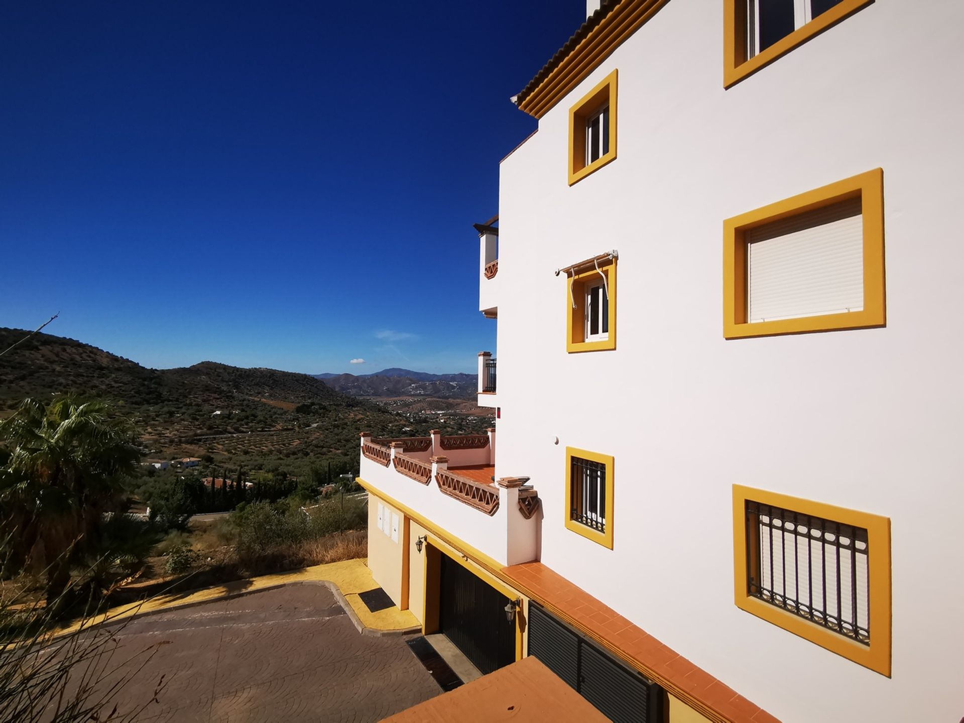 Condominio en Alcaucín, Andalucía 10730338