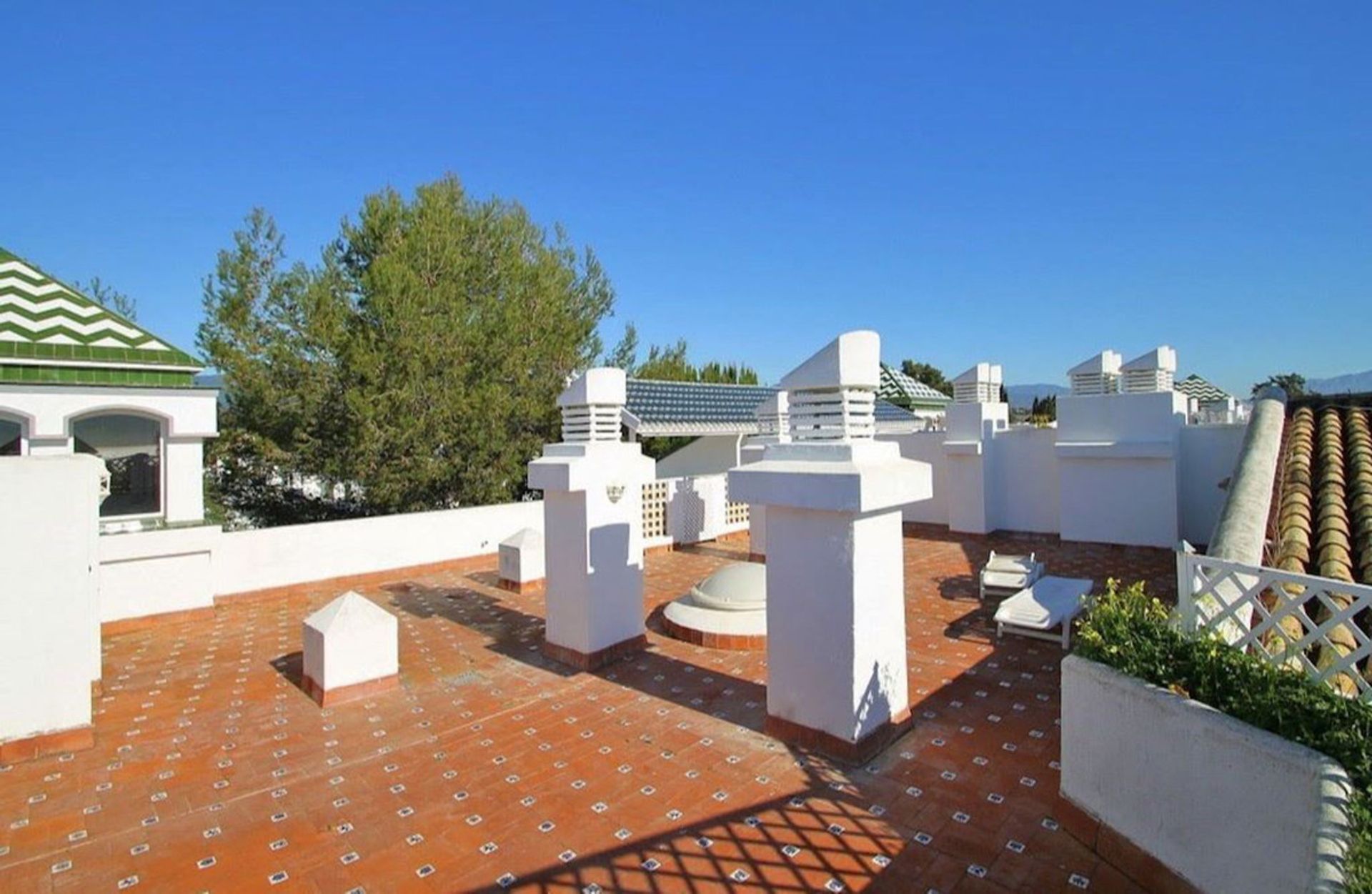 Кондоминиум в Estepona, Andalucía 10730350