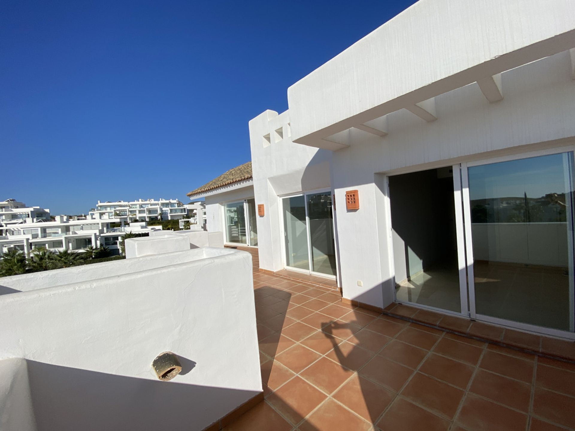 Condominium in Casares, Andalucía 10730559