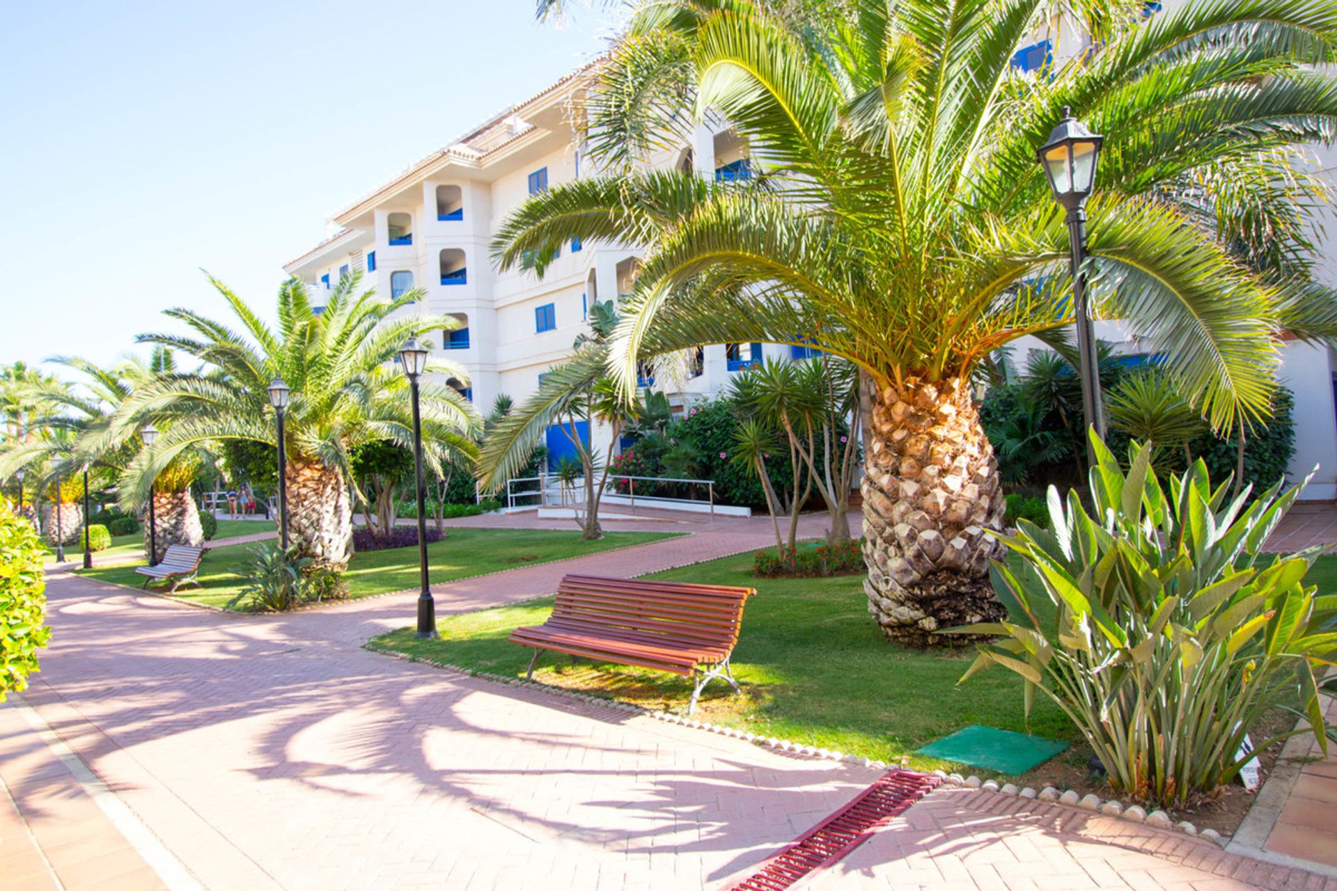 Condominium dans San Luis de Sabinillas, Andalousie 10730626