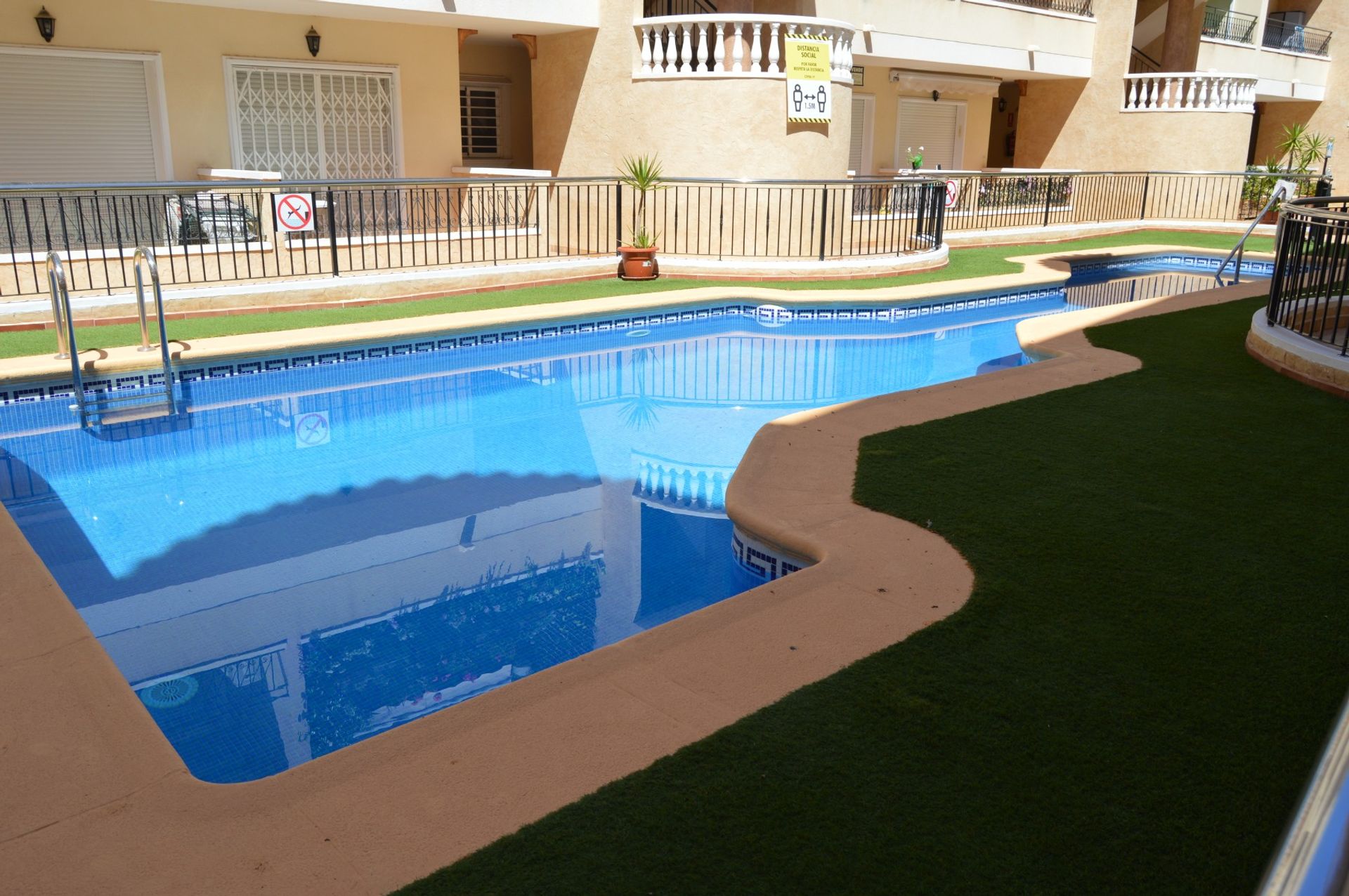 Condominium dans Jacarilla, Comunidad Valenciana 10730659