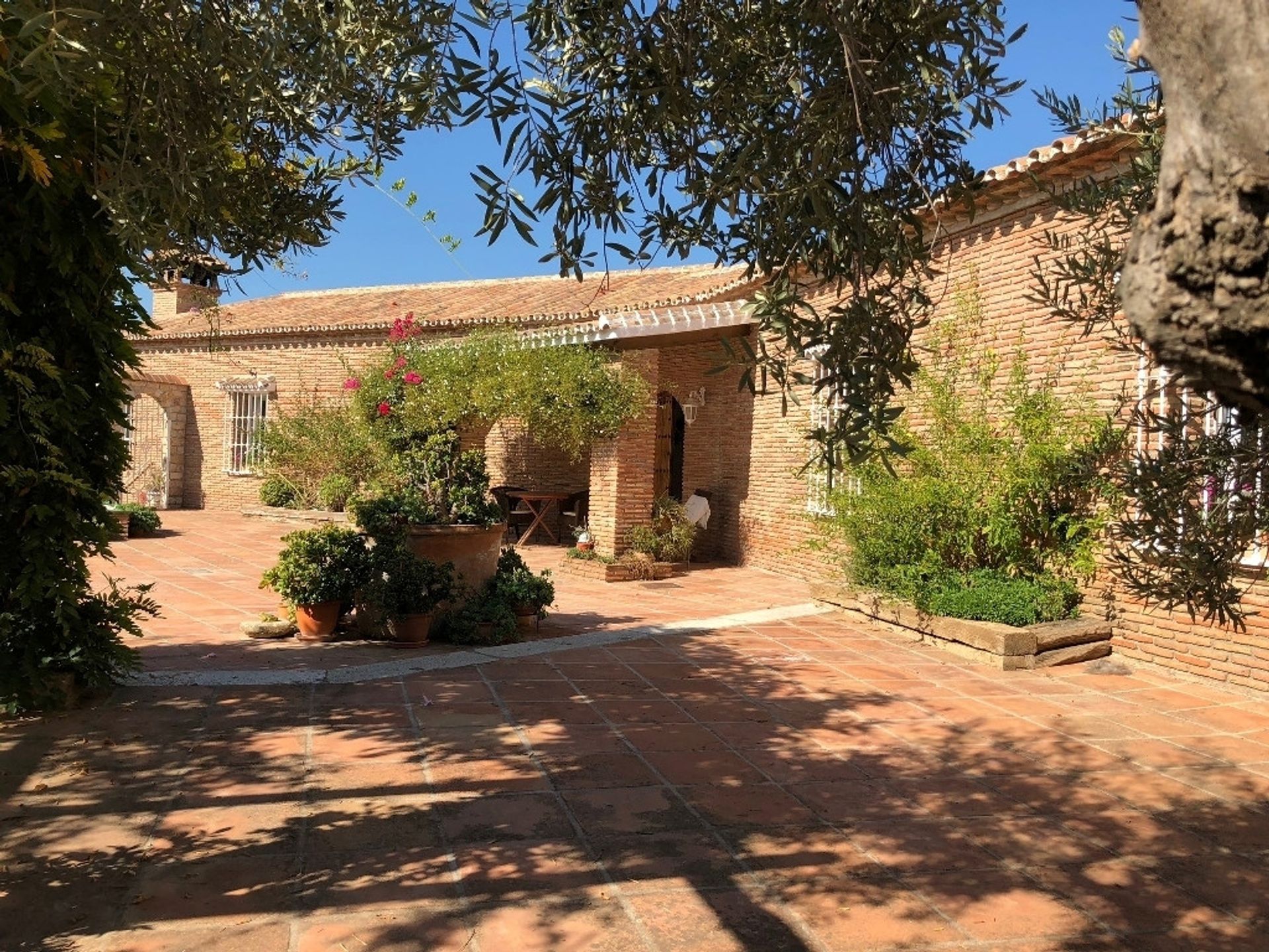 Hus i Alhaurín de la Torre, Andalucía 10730662