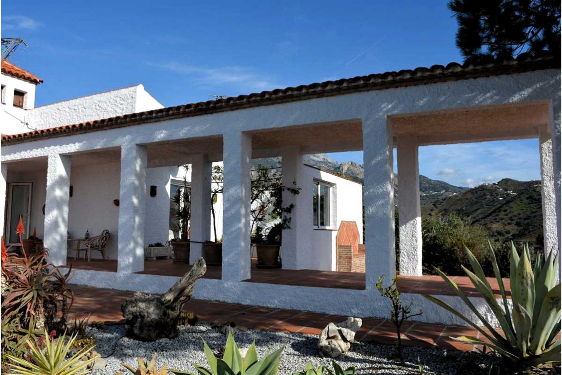 House in Canillas de Aceituno, Andalucía 10731127