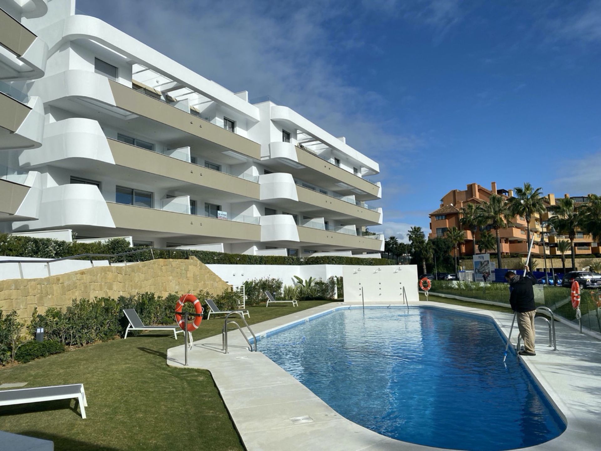 Condominium in Guadiaro, Andalusia 10731409