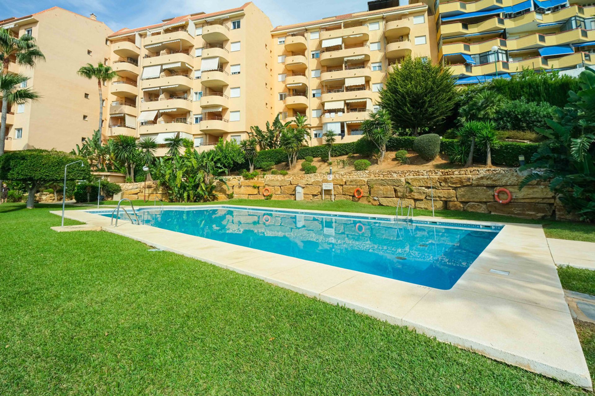 Condominium in Santa Fe de los Boliches, Andalusia 10732097