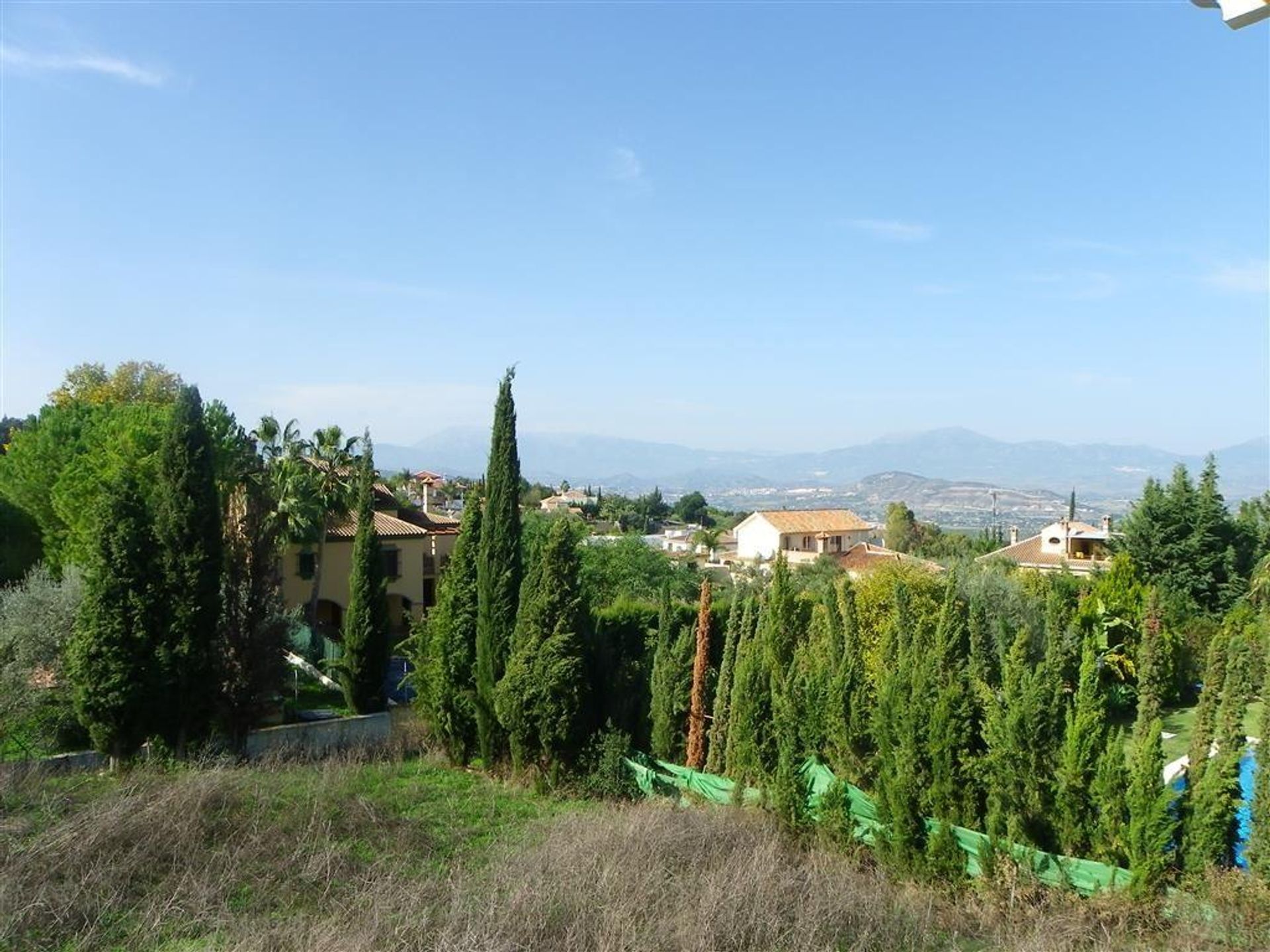 Land in Alhaurin el Grande, Andalusia 10732221