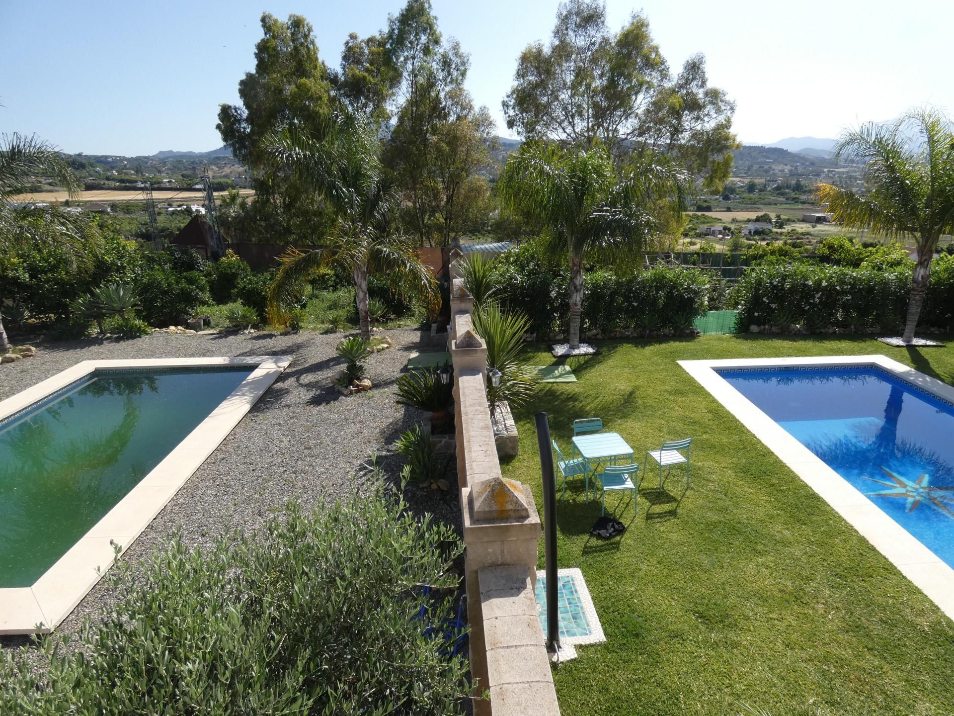 Casa nel Alhaurín el Grande, Andalucía 10732496