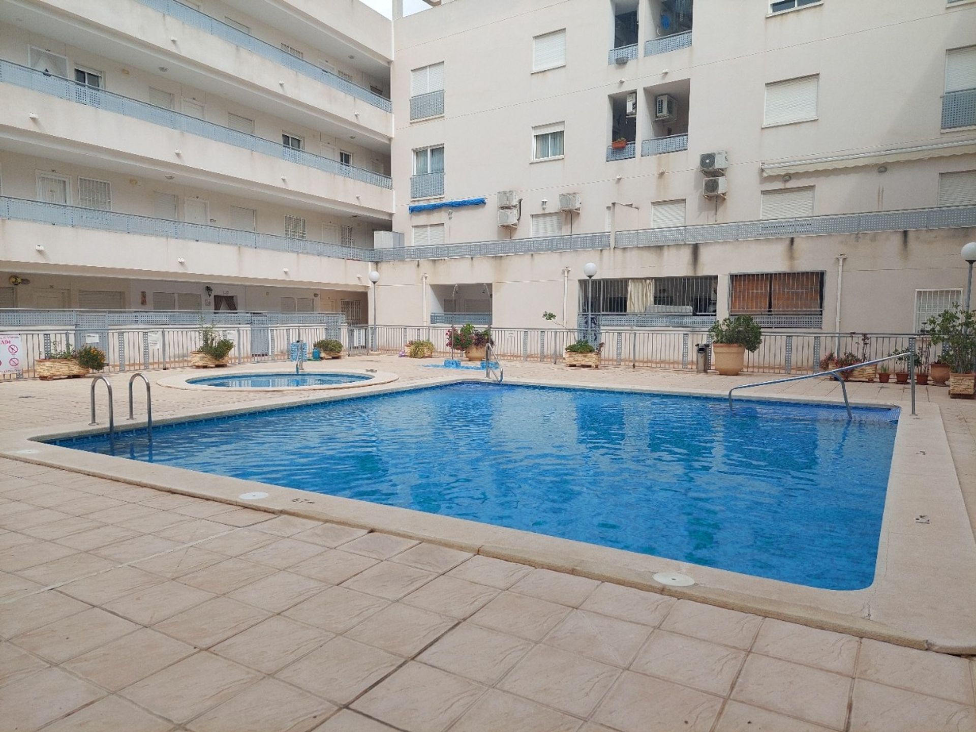 Condominio en , Comunidad Valenciana 10732873