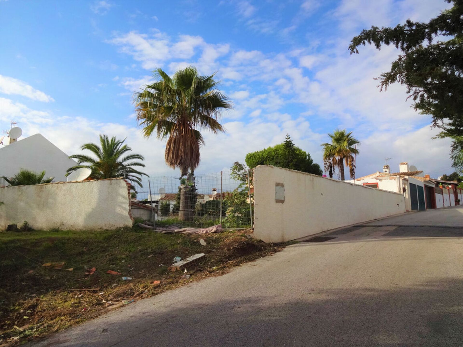 Land in Fuengirola, Andalusia 10733258