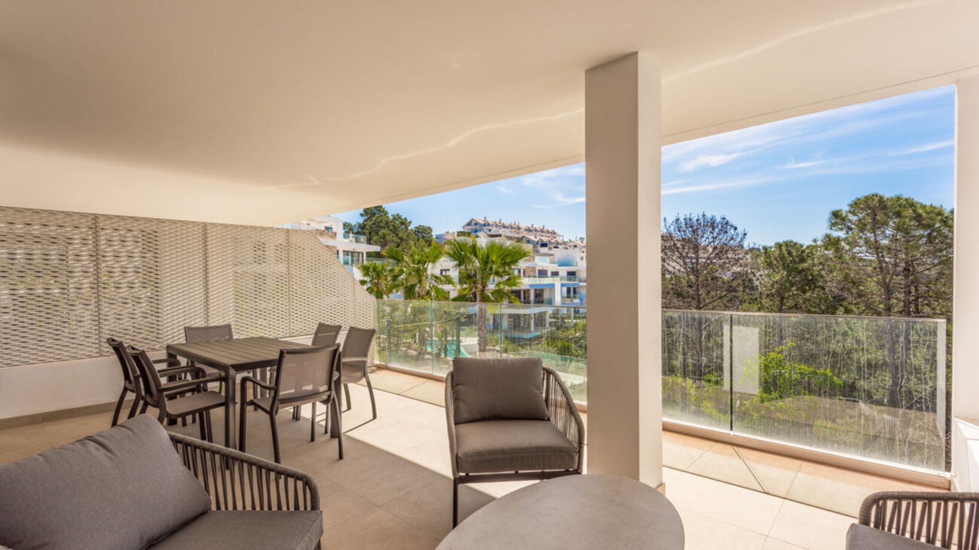 Condominio nel Estepona, Andalusia 10733323