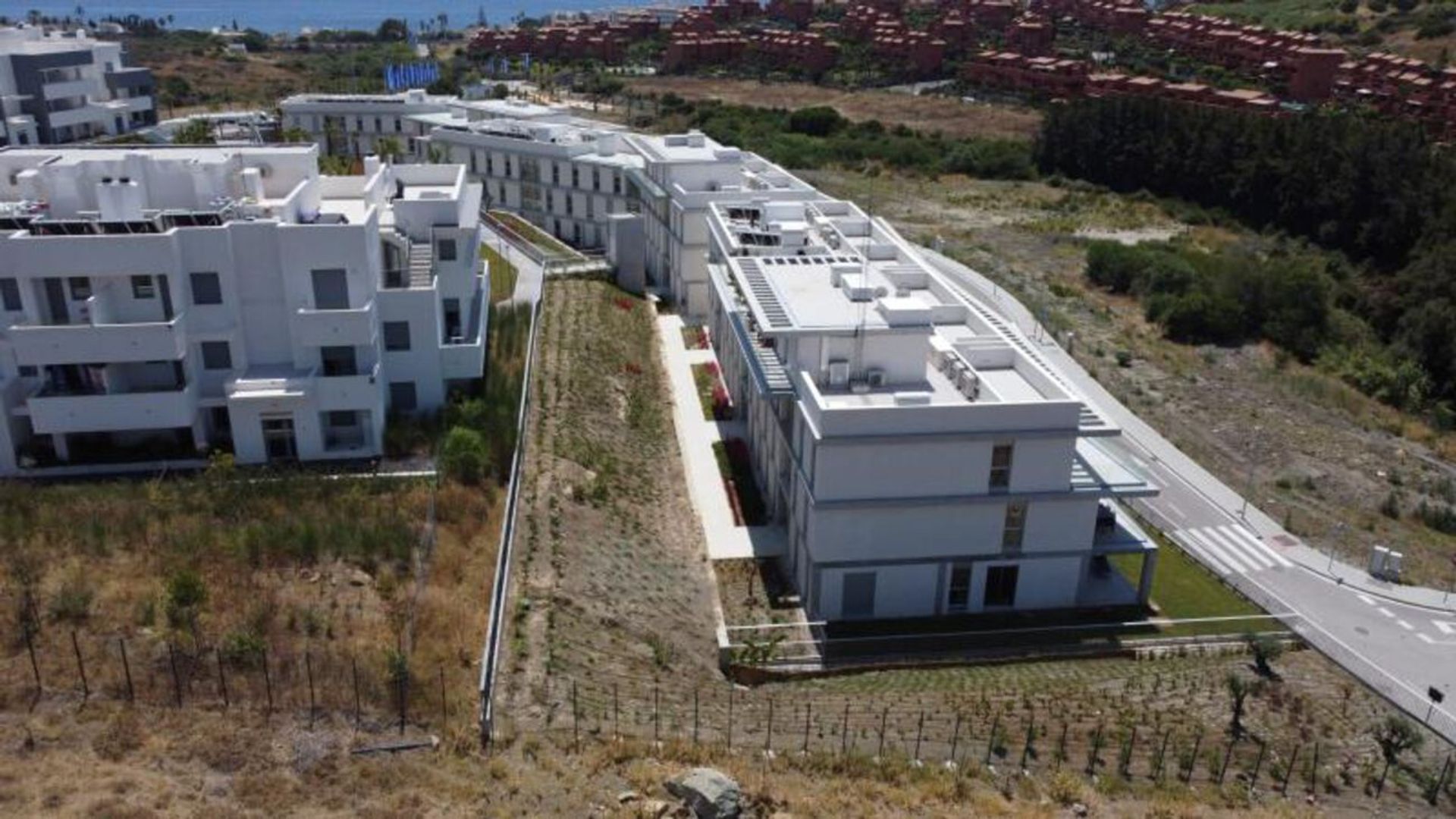 Condominium dans Estepona, Andalousie 10733704