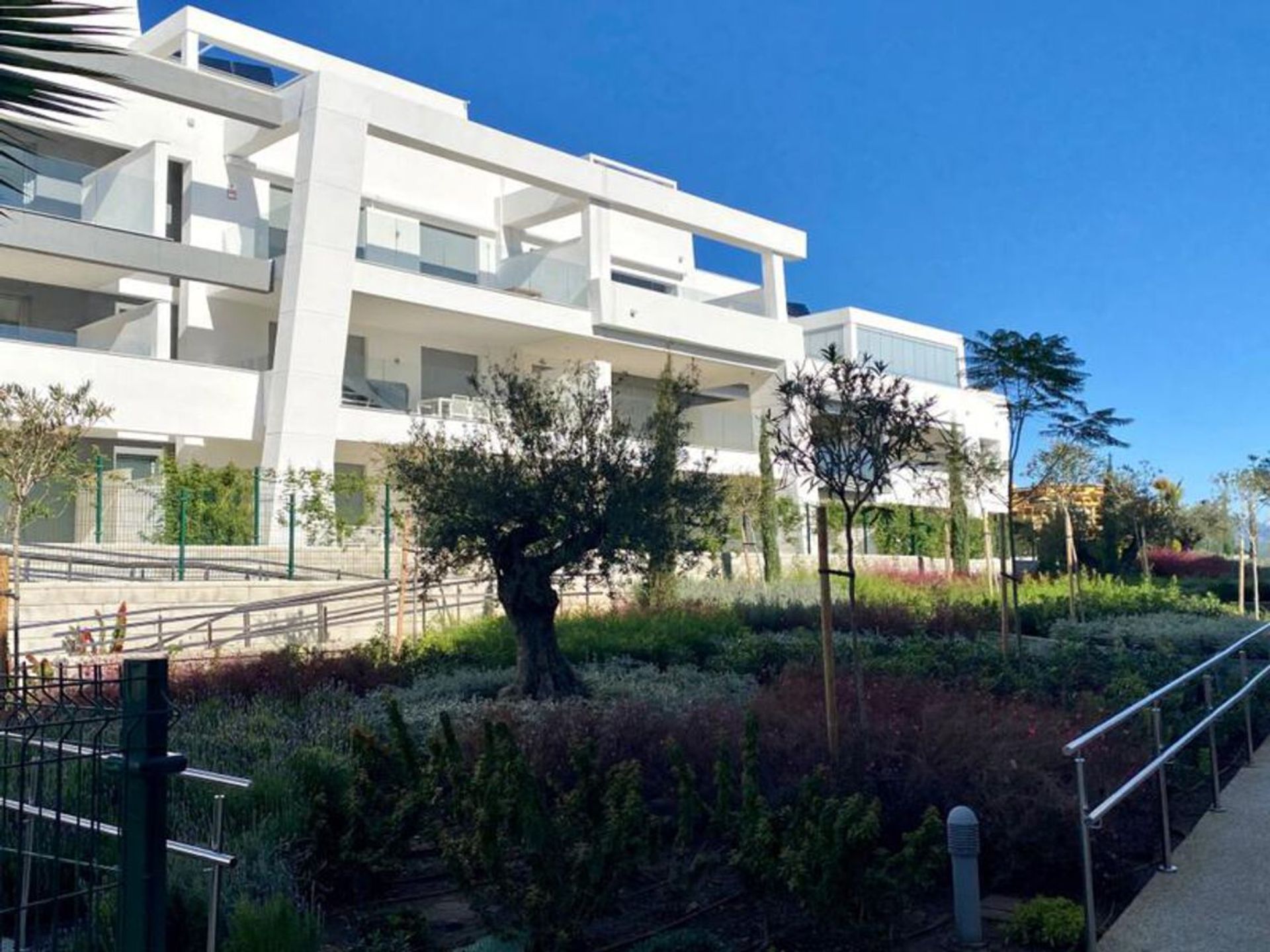 Condominio en Estepona, Andalucía 10733866