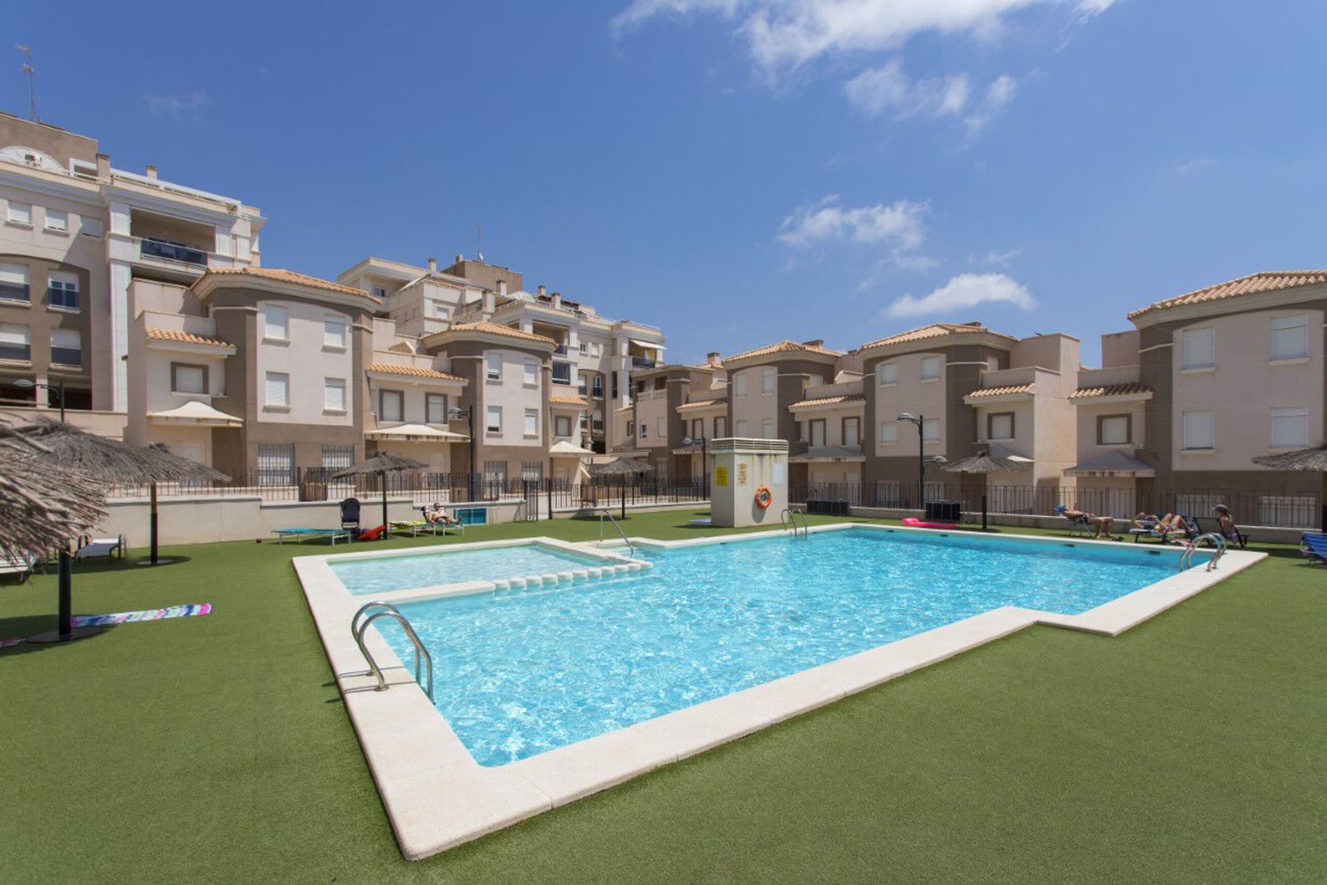 Condominio en Santa Pola, Valencia 10735173