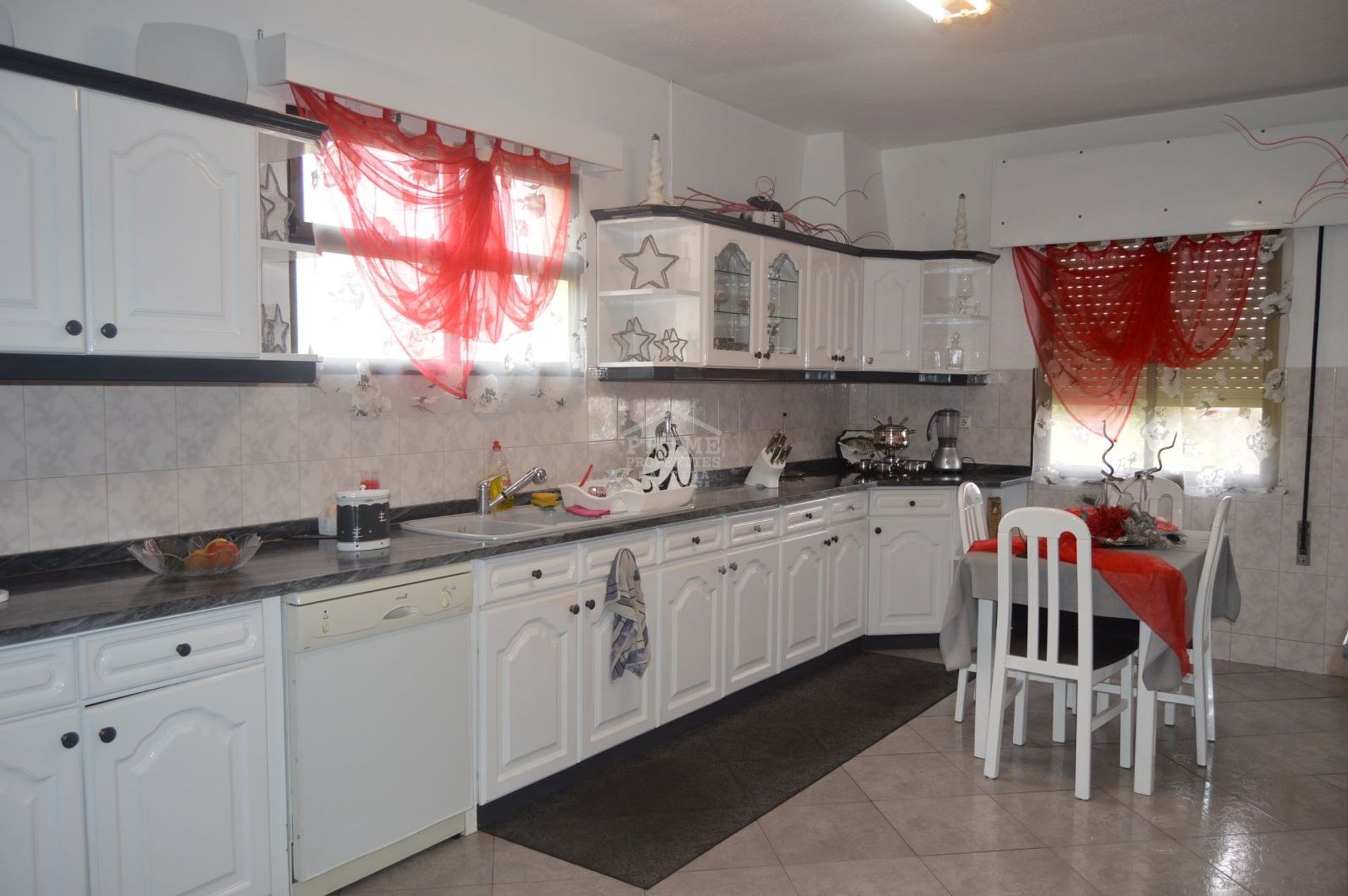 Huis in Eiras Velhas, Madeira 10735472