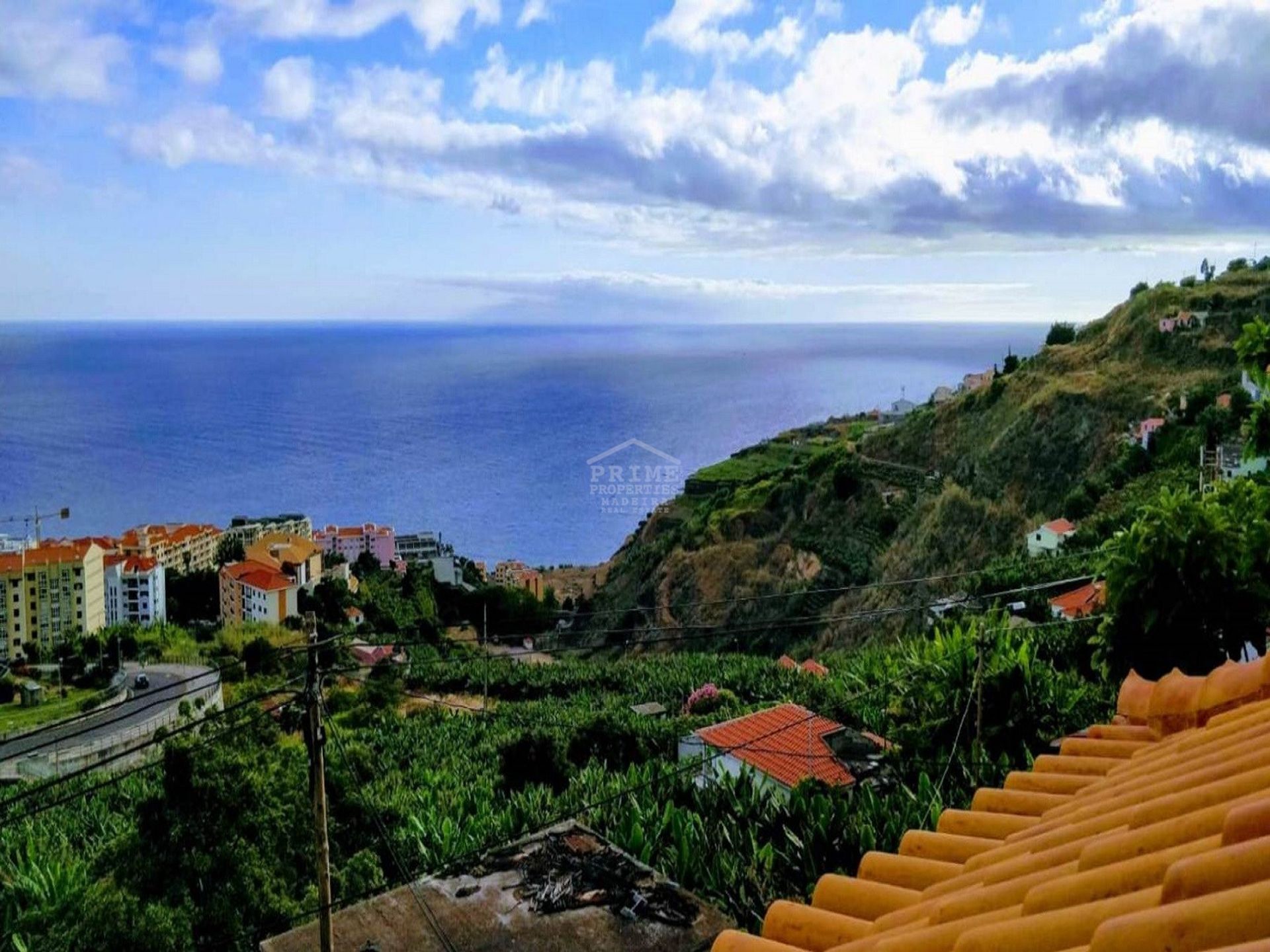 工业的 在 Funchal, Madeira 10735526