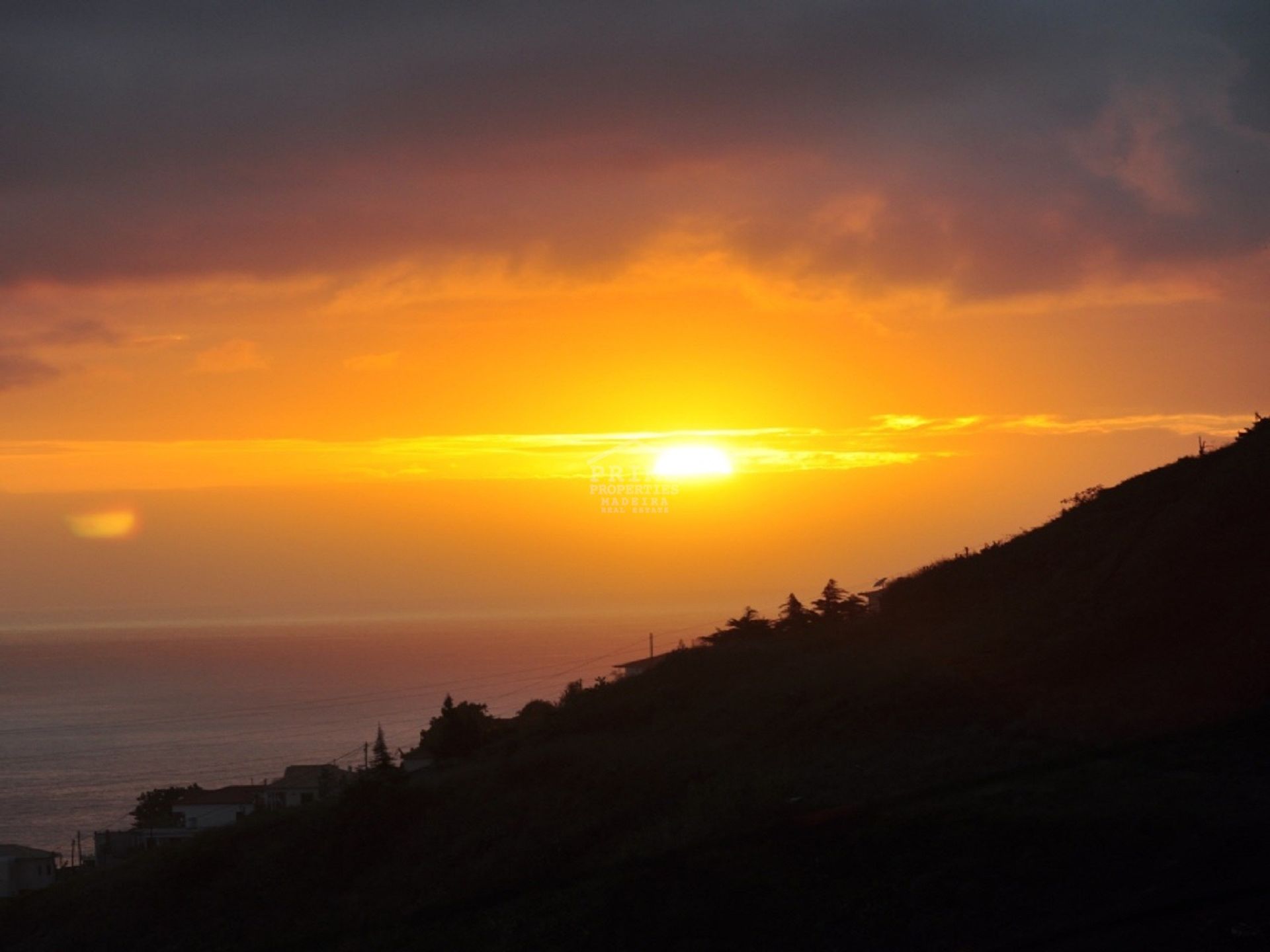 工业的 在 Funchal, Madeira 10735526