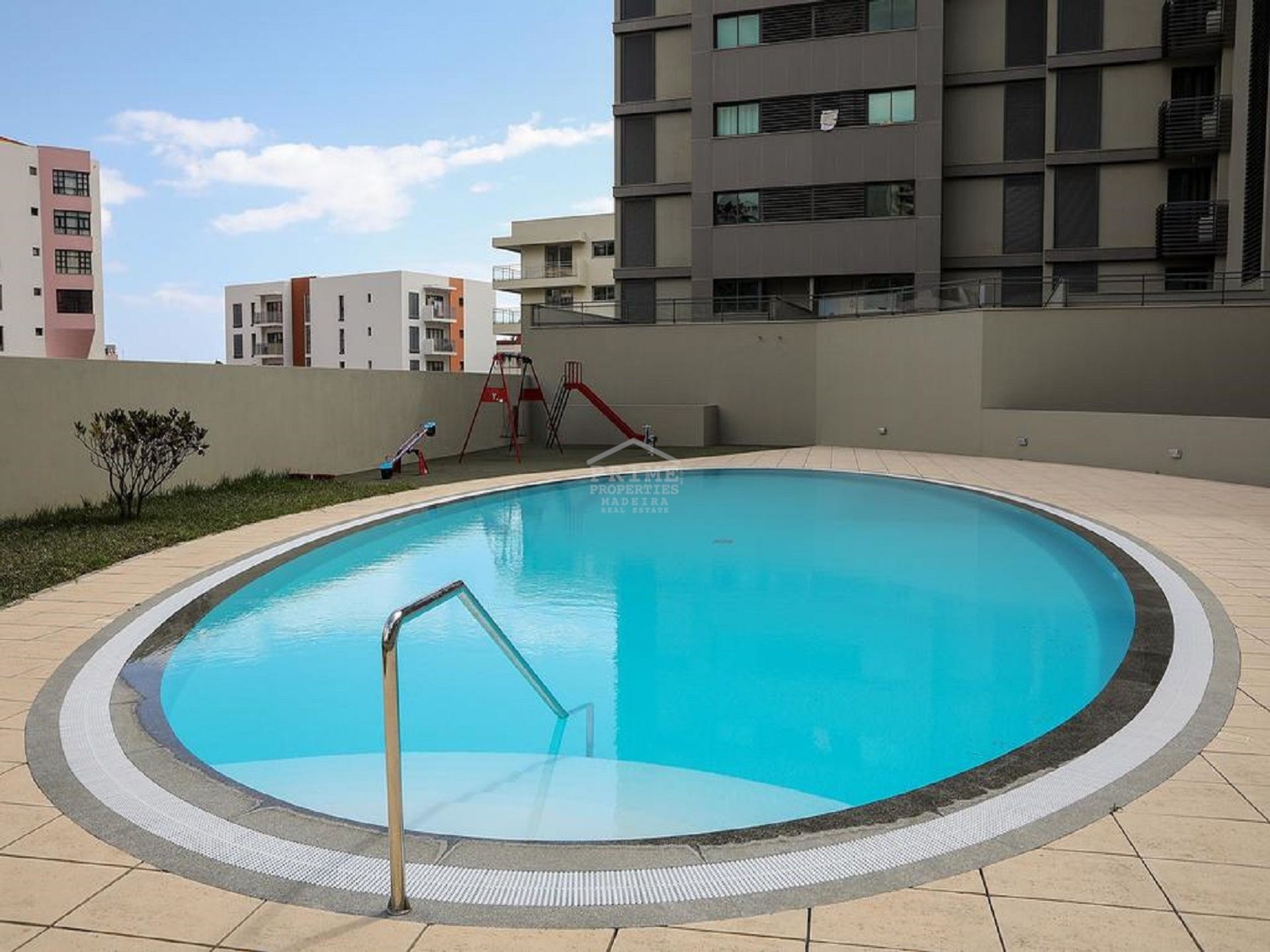 Condominium in Santo Antonio, Madeira 10735557