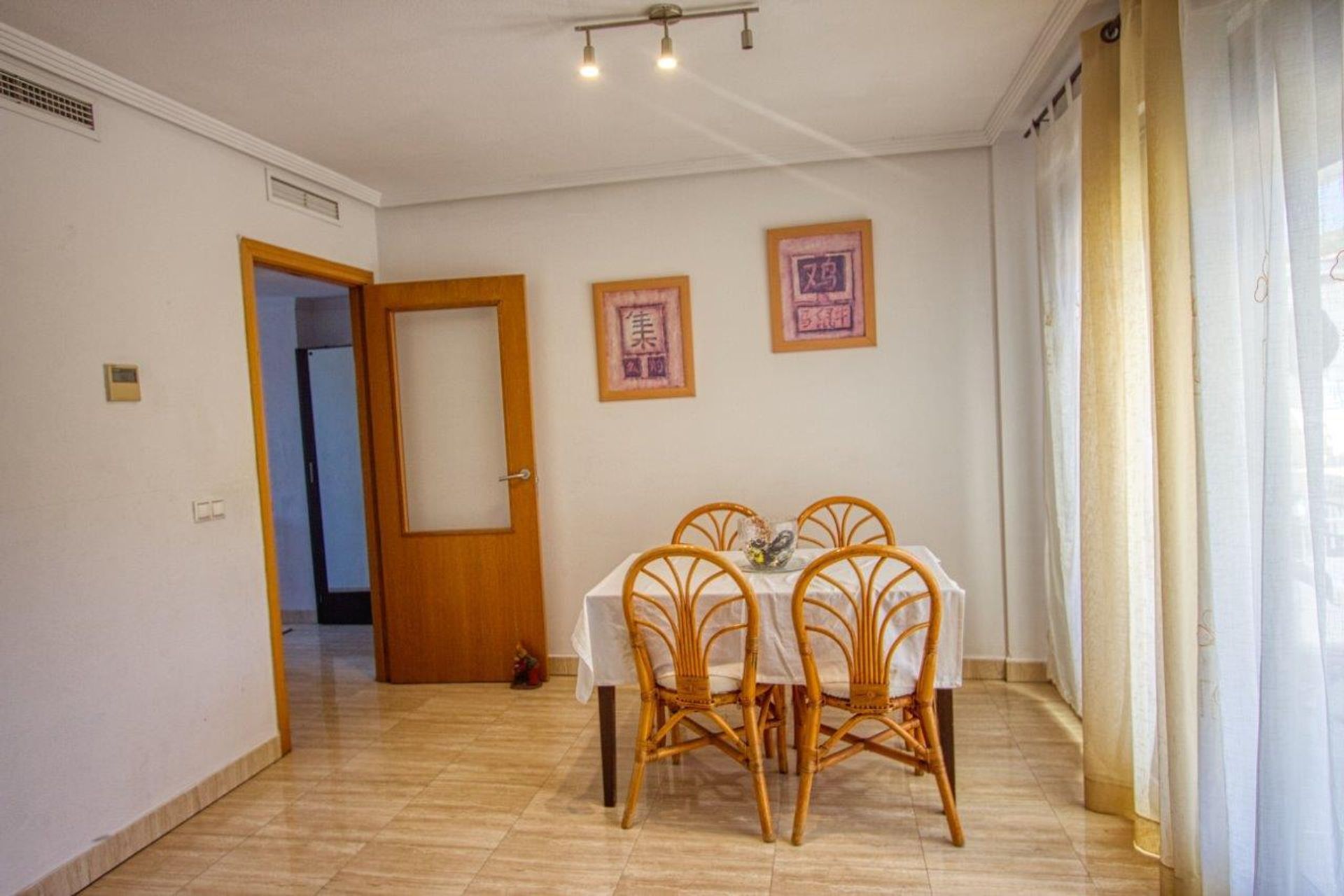 Condominium in Albacete, Castilla-La Mancha 10735594